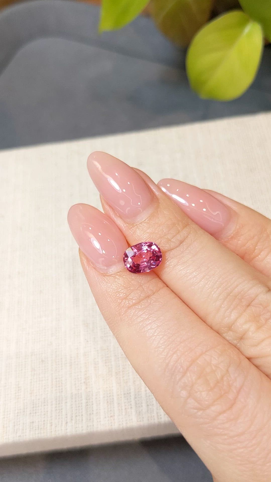 2.05 Ct. Padparadscha Sapphire from Ceylon (Sri Lanka) Size Video