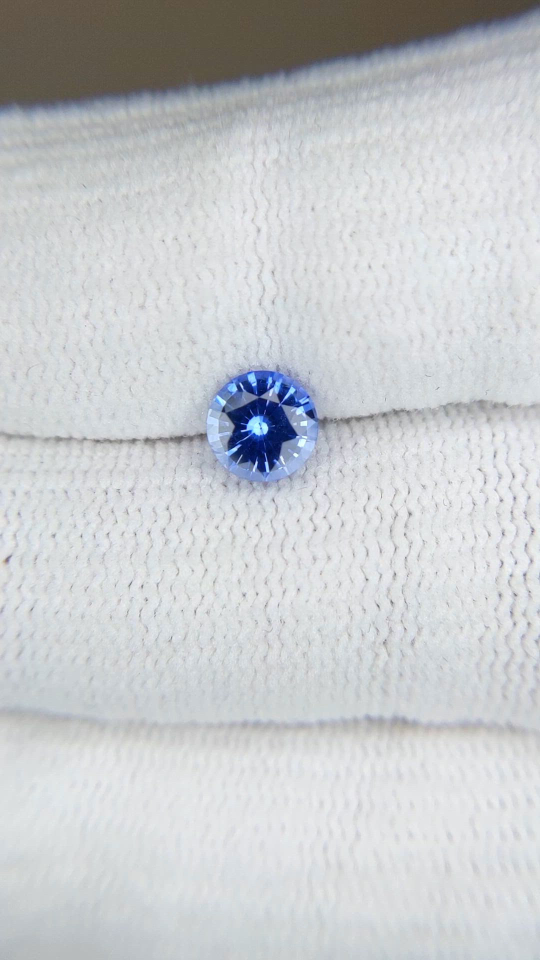 0.93 Ct. Blue Sapphire from Ceylon (Sri Lanka) Size Video