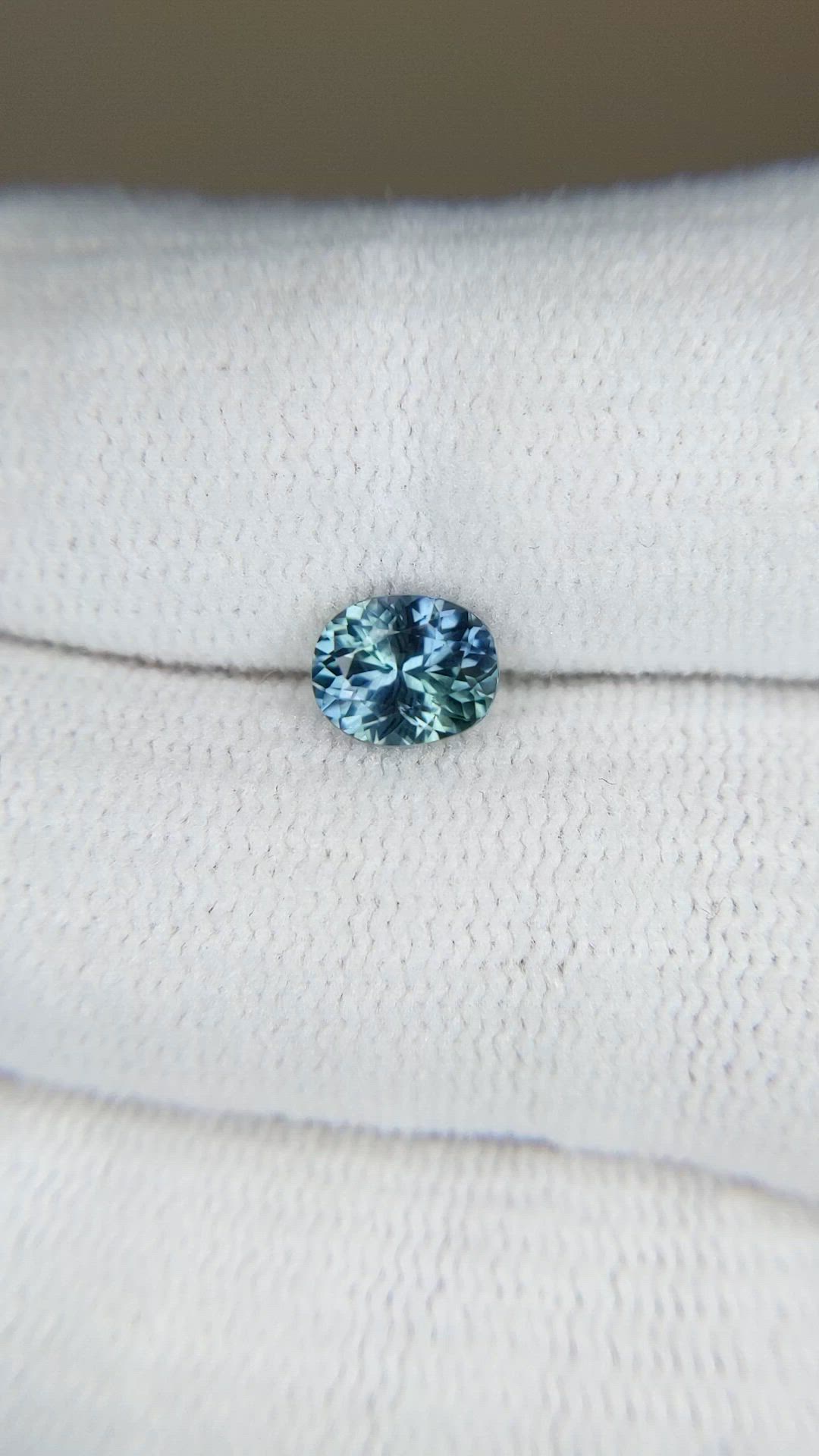 1.21 Ct. Greenish Blue Sapphire from Montana Size Video