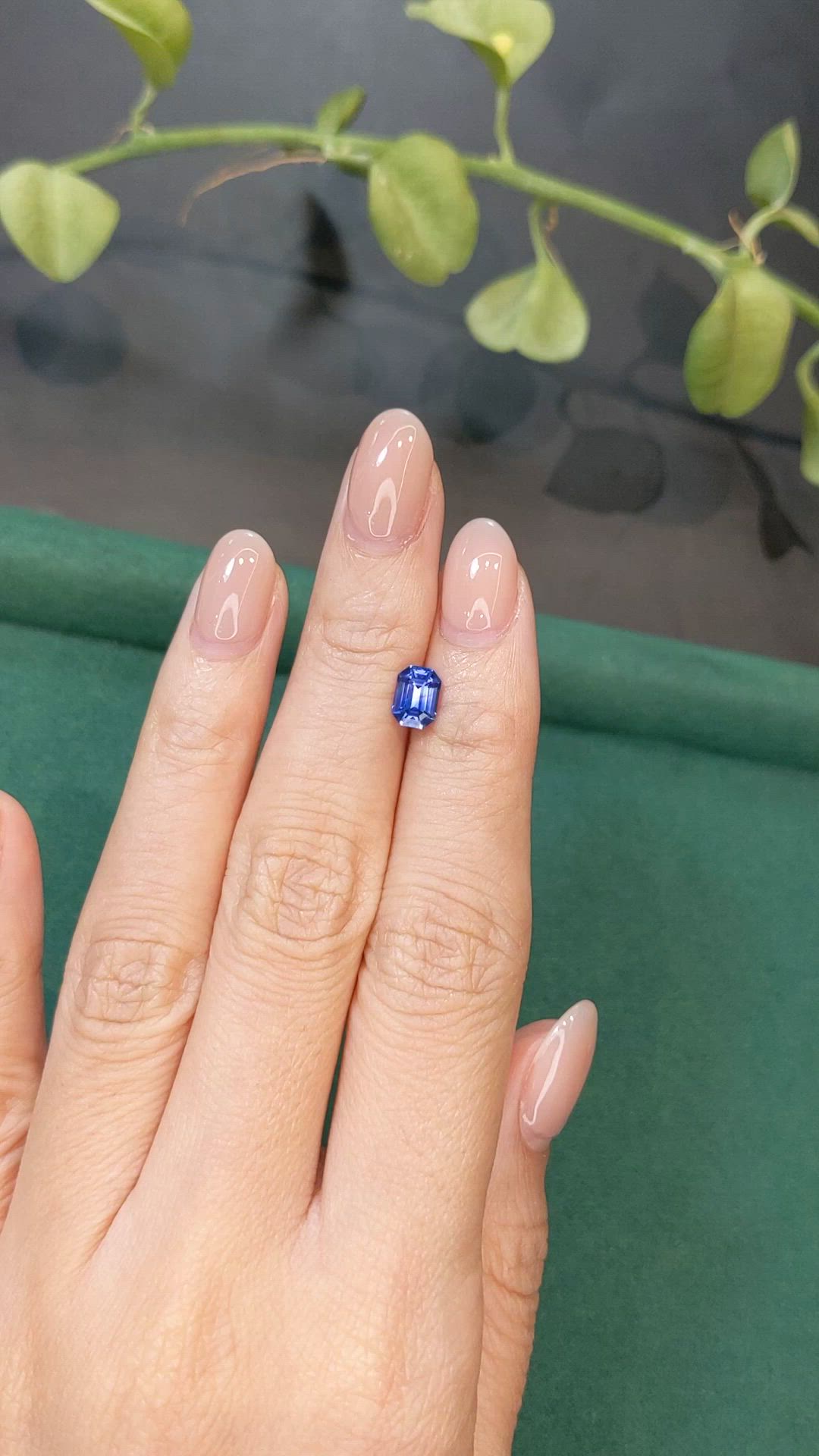 1.15 Ct. Purplish Blue Sapphire from Ceylon (Sri Lanka) Size Video