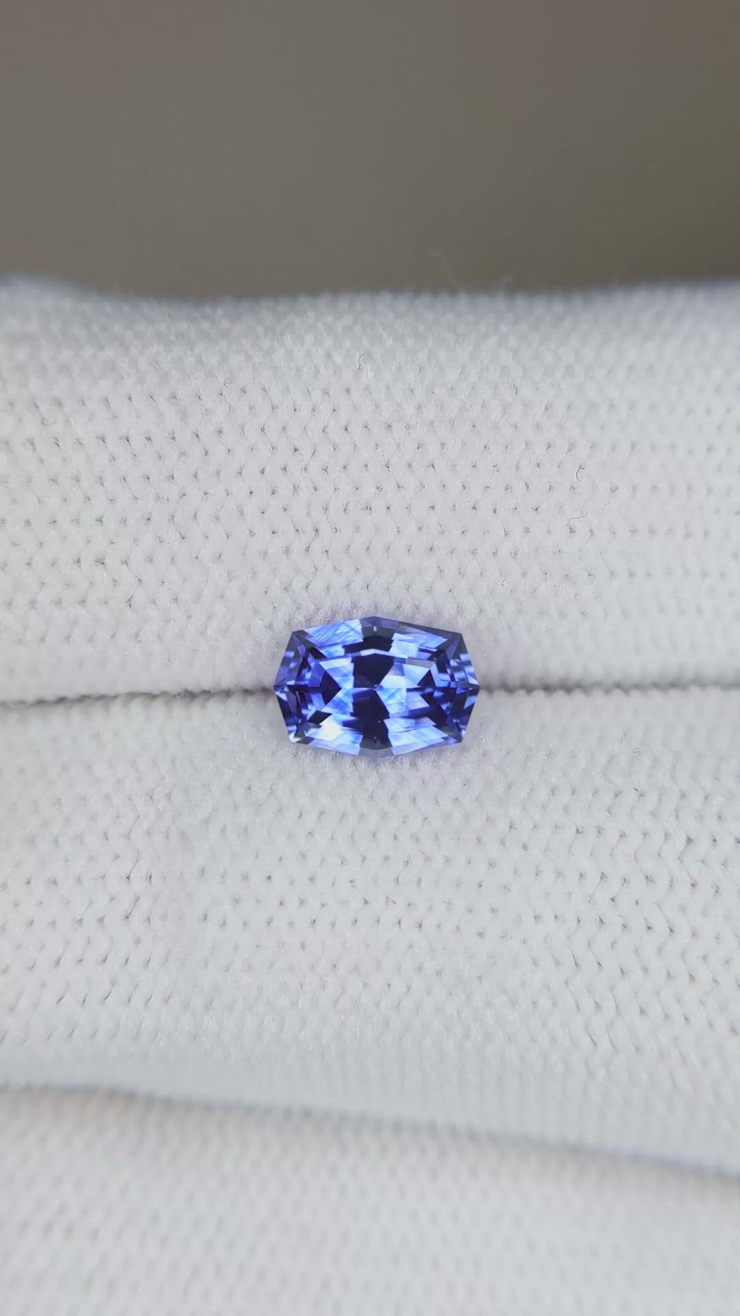 1.13 Ct. Blue Sapphire from Ceylon (Sri Lanka) Size Video