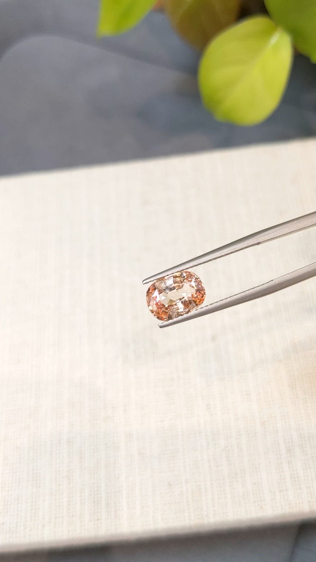 3.04 Ct. Padparadscha Sapphire from Ceylon (Sri Lanka) Size Video