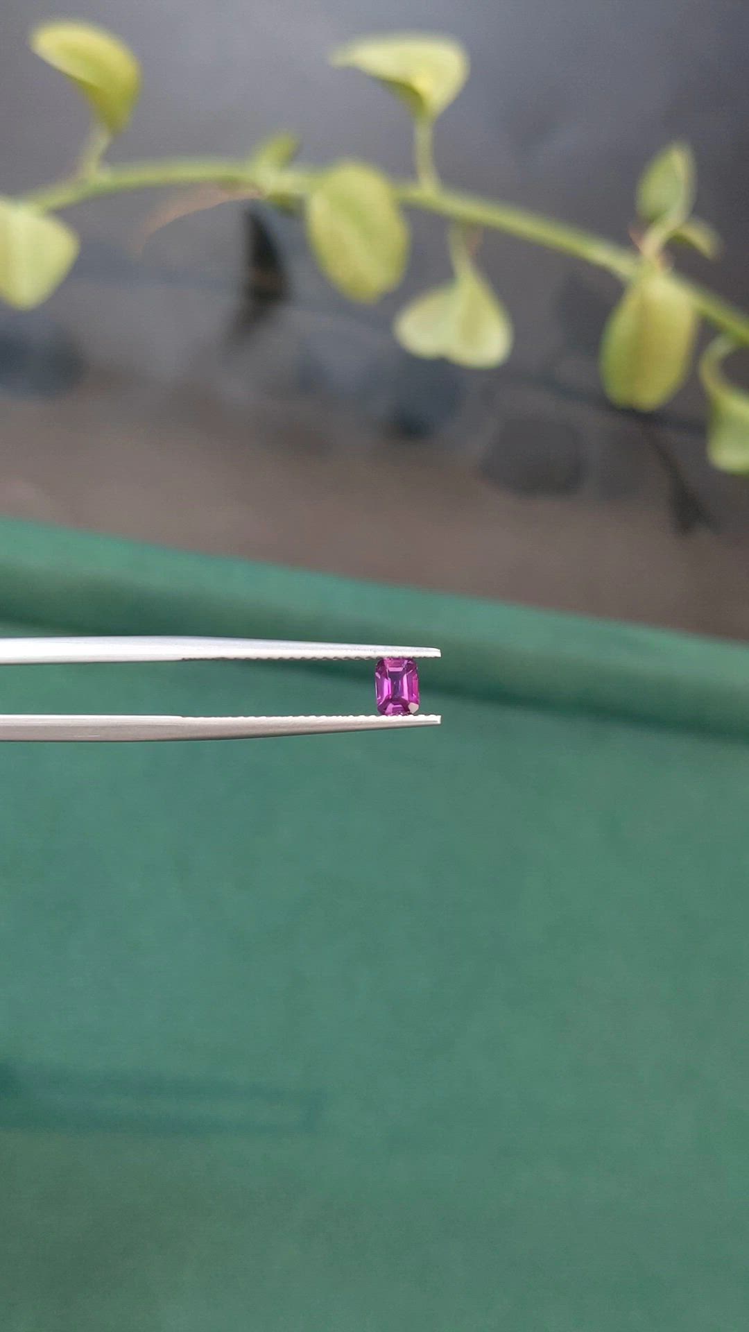 0.33 Ct. Pinkish Purple Sapphire from Ceylon (Sri Lanka) Size Video