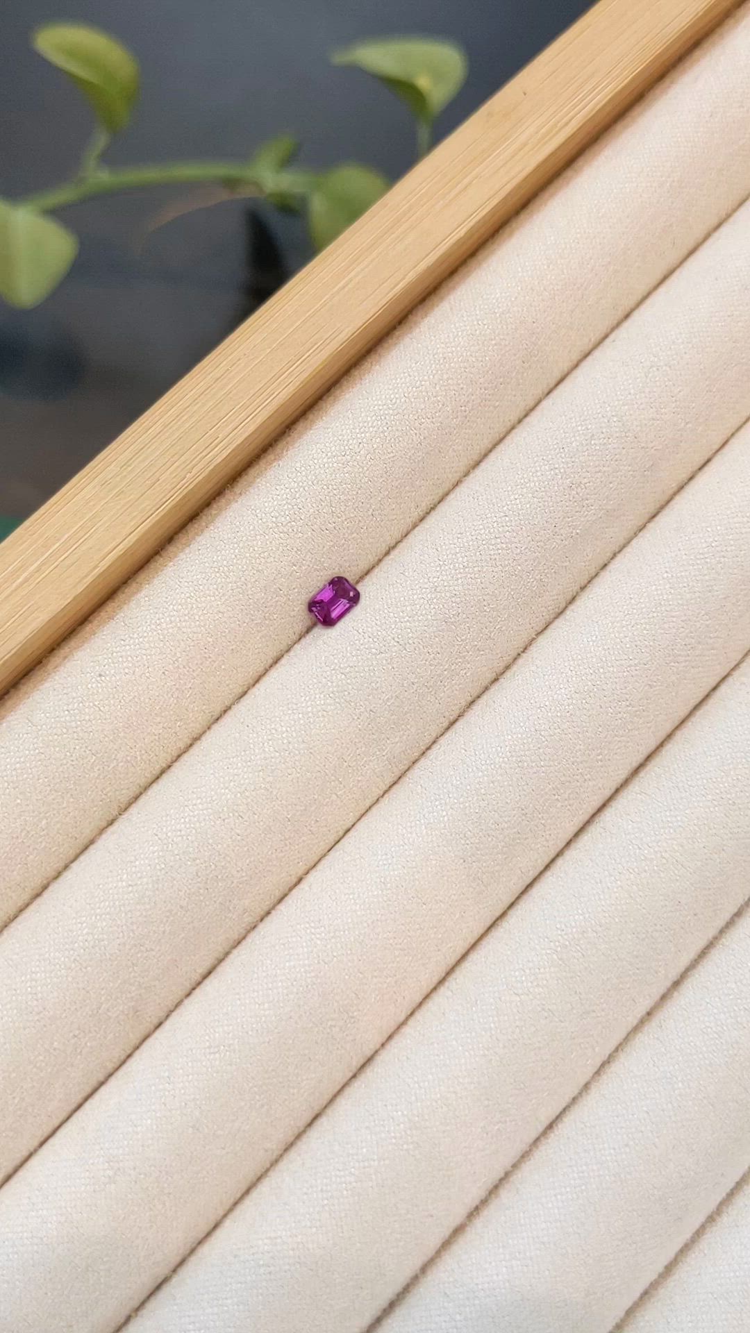 0.33 Ct. Pinkish Purple Sapphire from Ceylon (Sri Lanka) Size Video