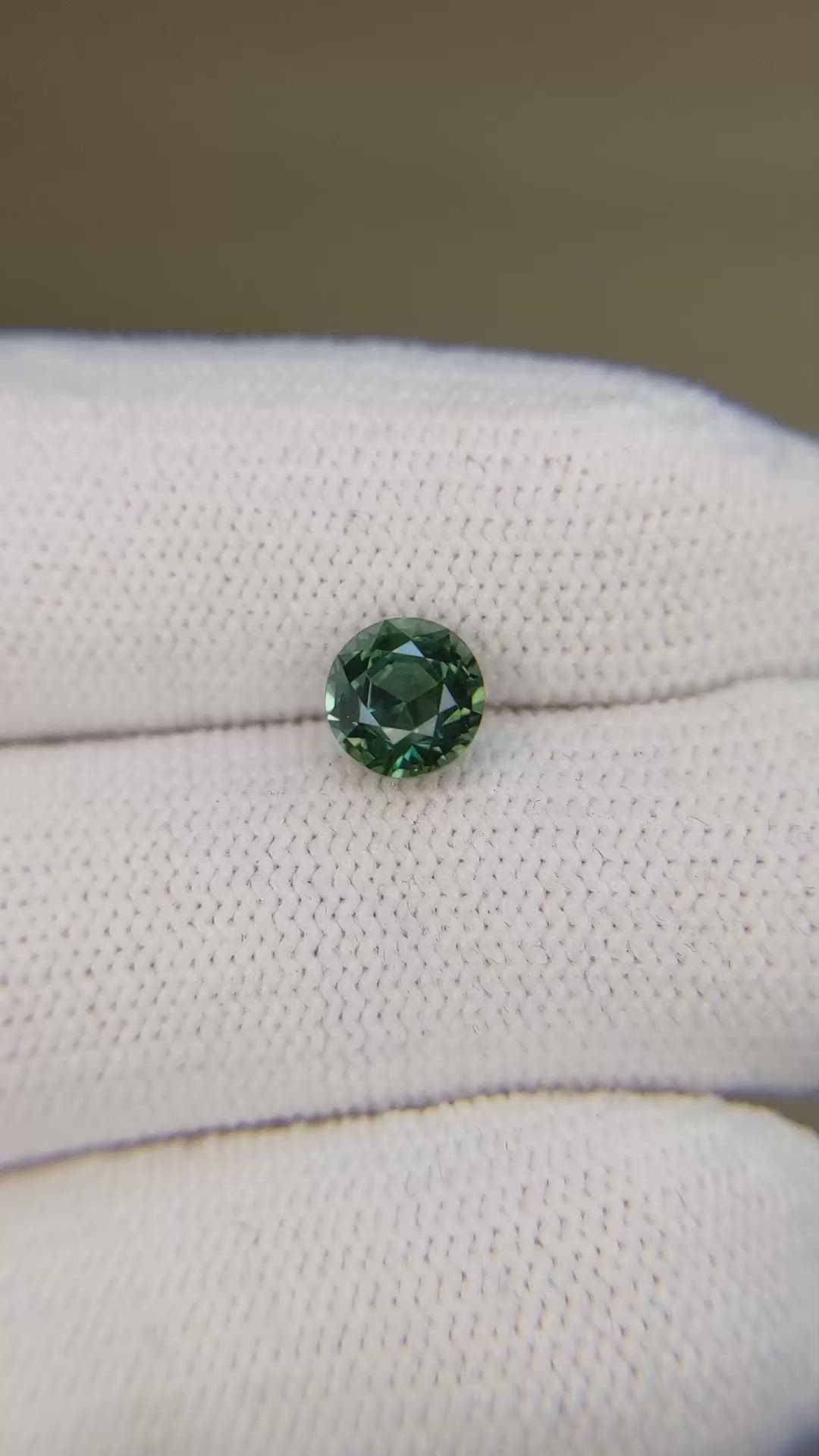 1.36 Ct. Bluish Green Sapphire from Montana Size Video