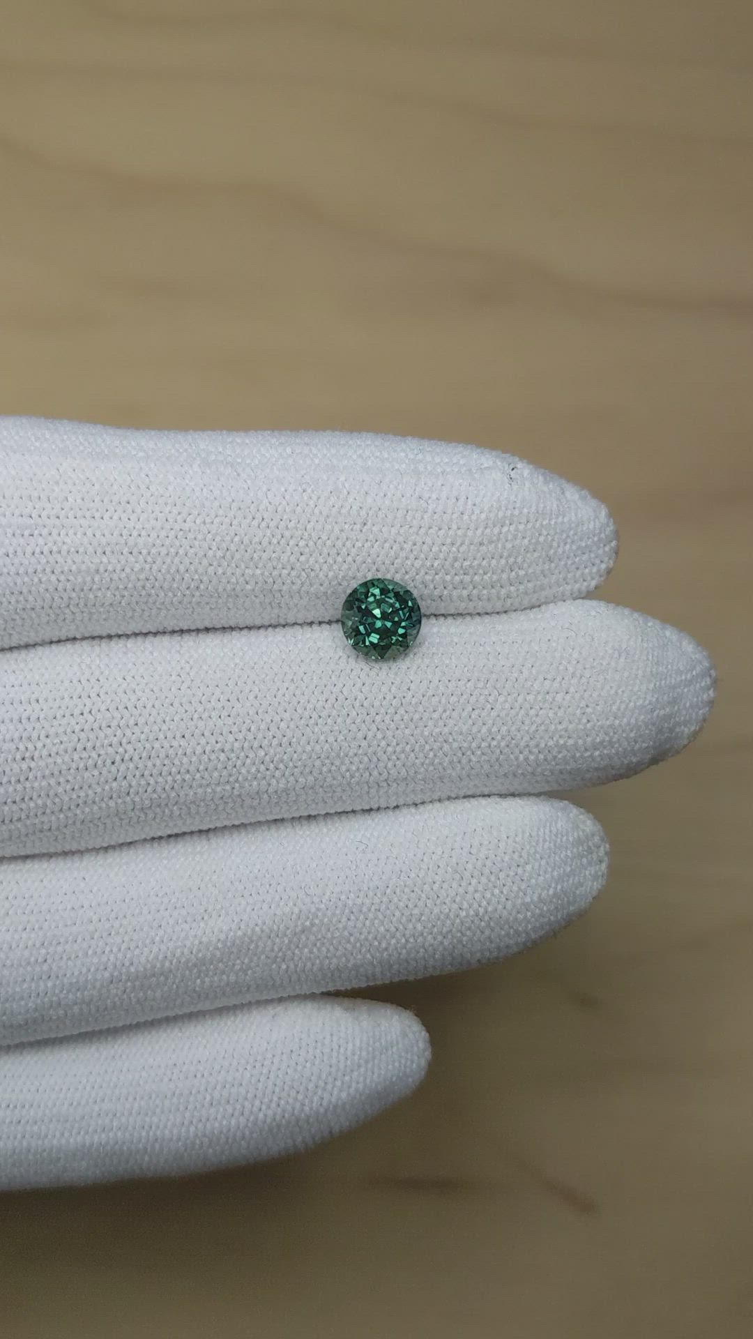 1.42 Ct. Bluish Green Sapphire from Montana Size Video