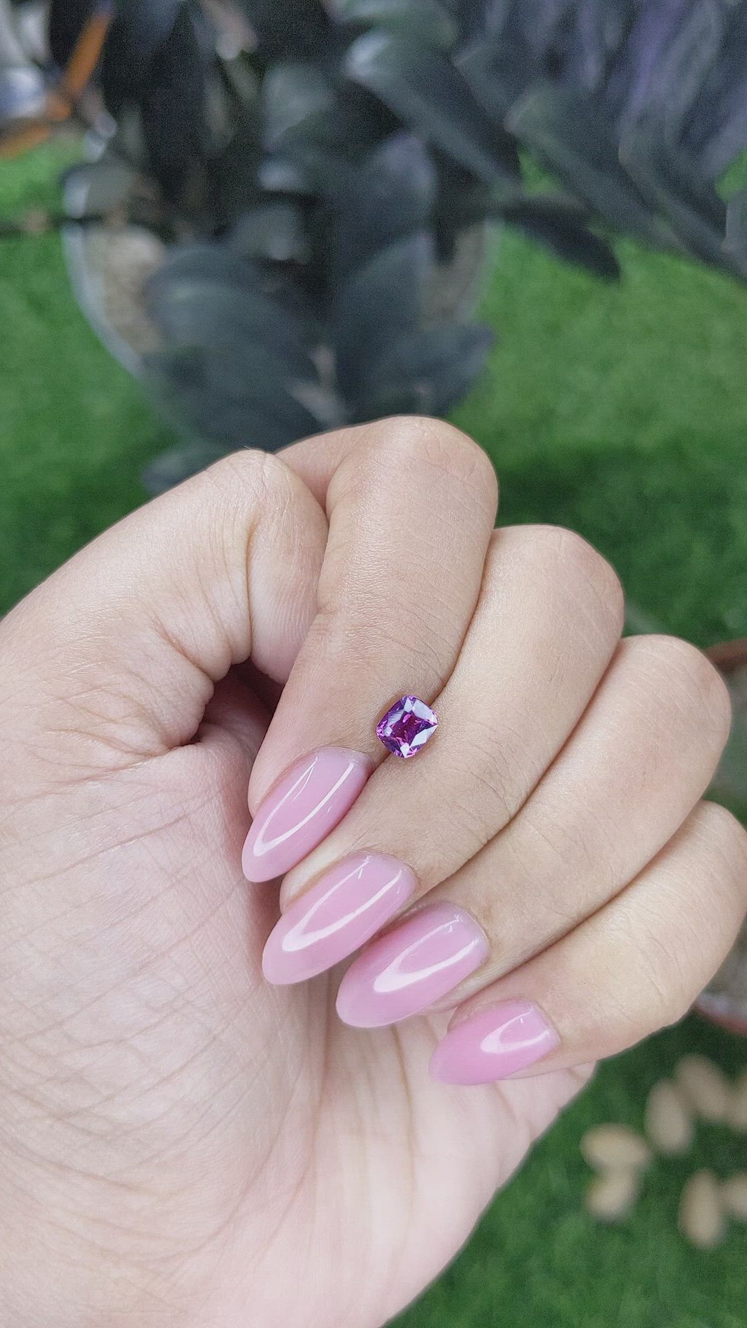 0.74 Ct. Pinkish Purple Sapphire from Tanzania Size Video