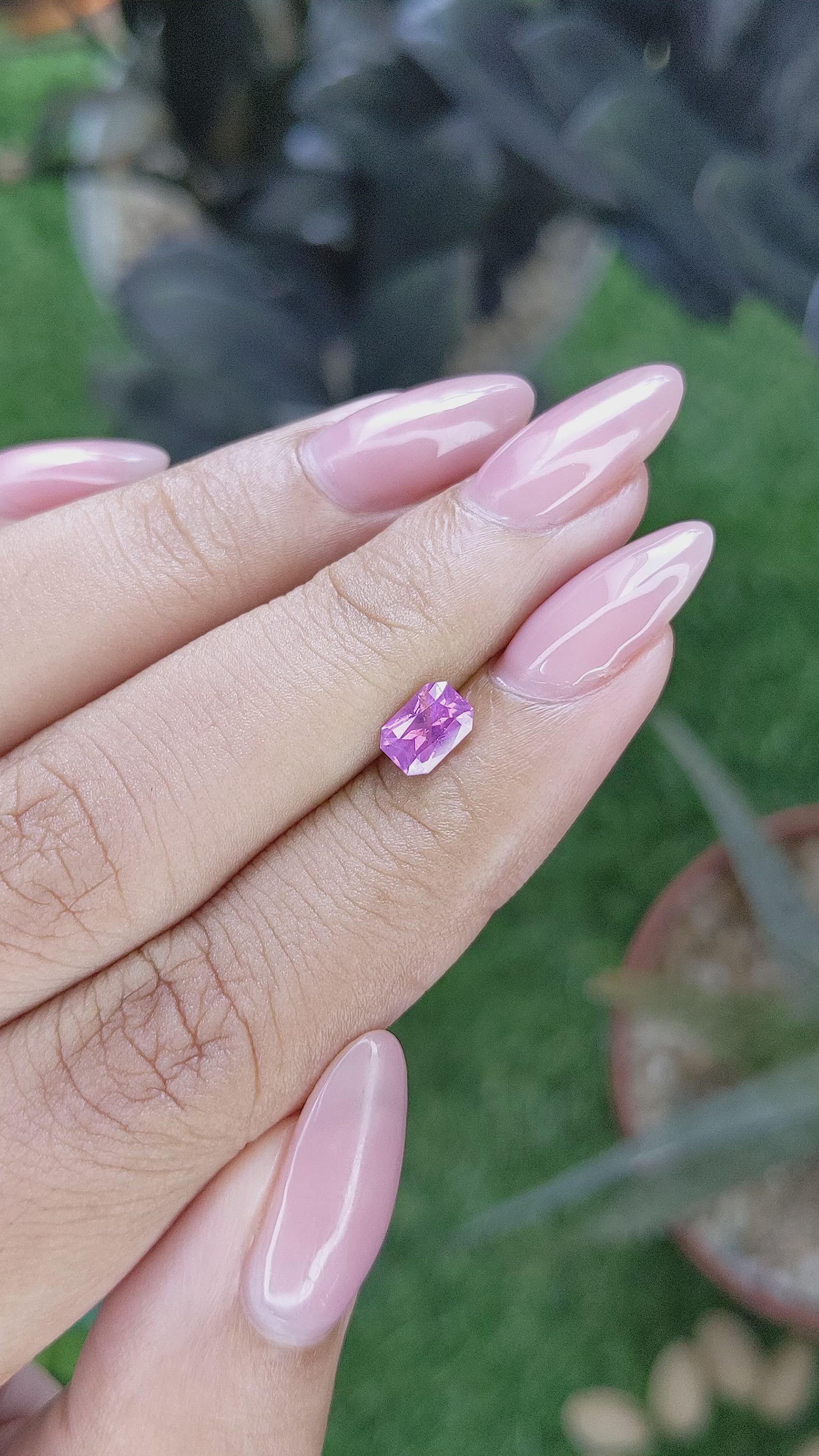 0.78 Ct. Purplish Pink Sapphire from Ceylon (Sri Lanka) Size Video