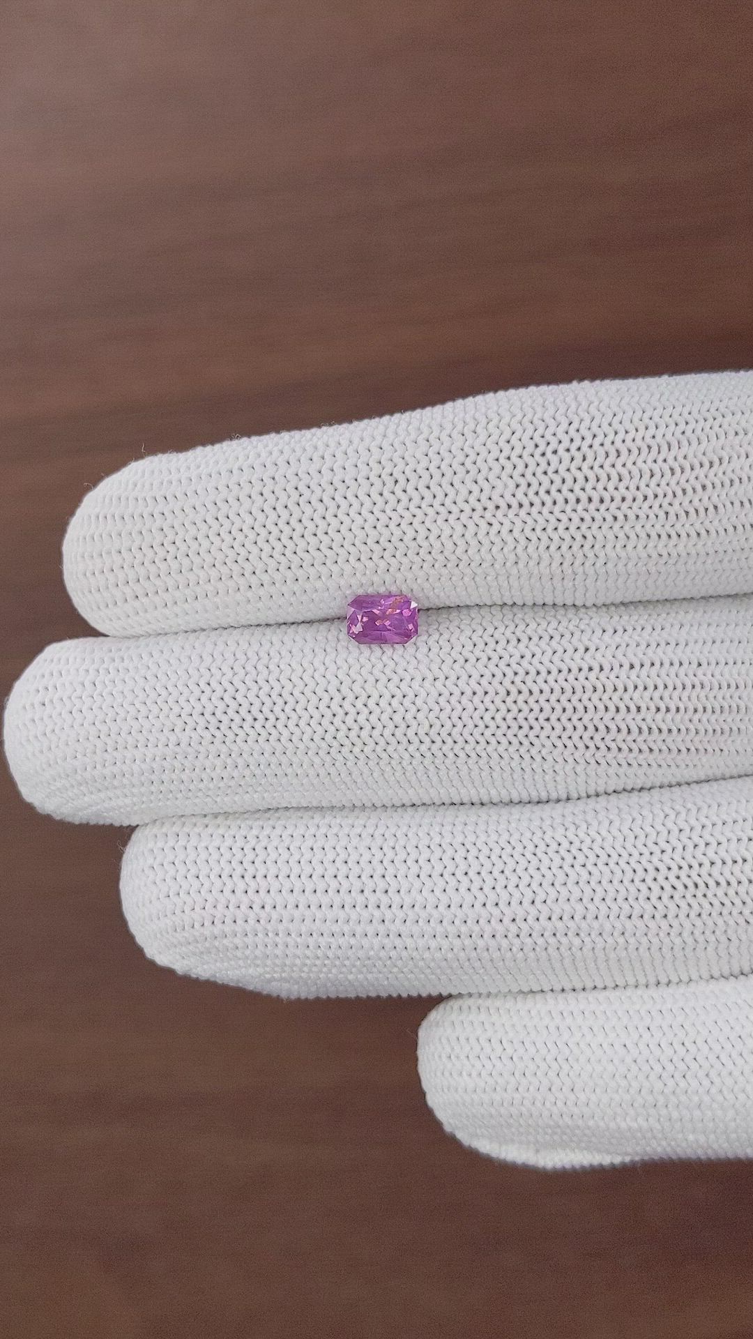 0.78 Ct. Purplish Pink Sapphire from Ceylon (Sri Lanka) Size Video