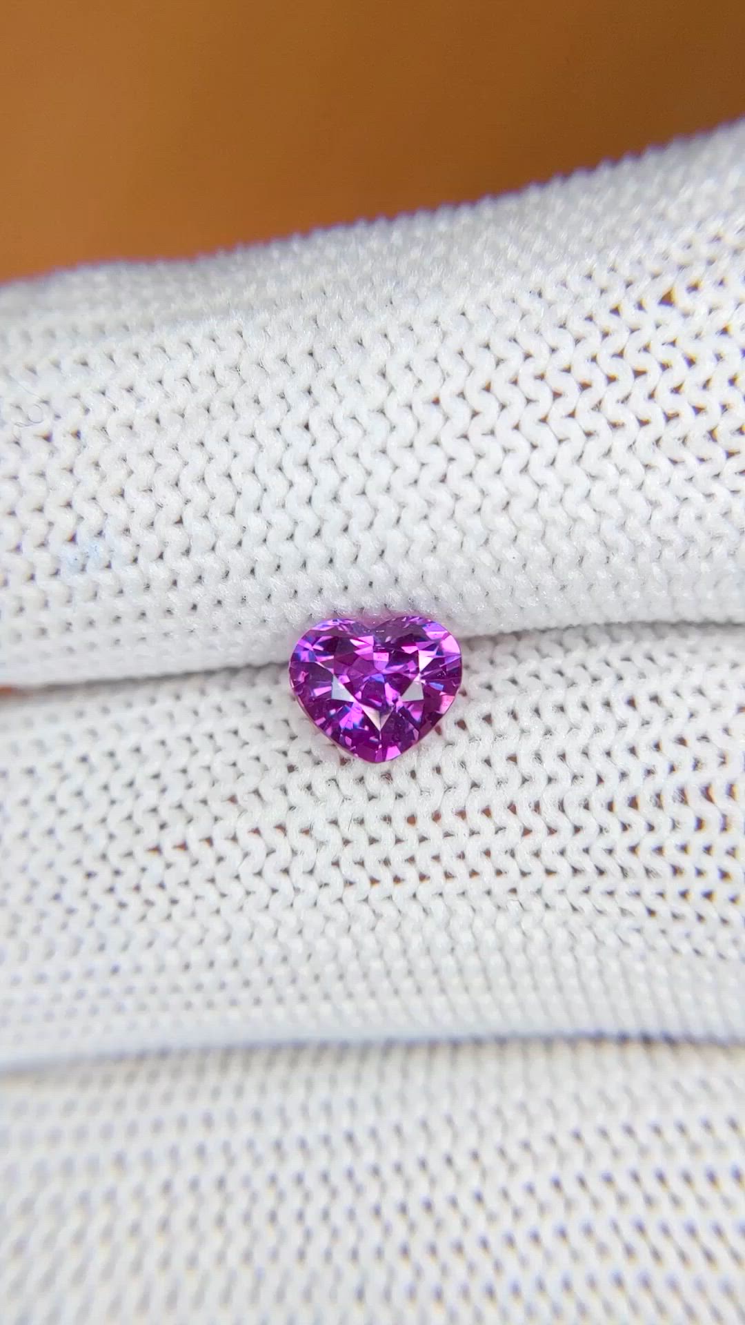 1.18 Ct. Pinkish Purple Sapphire from Ceylon (Sri Lanka) Size Video