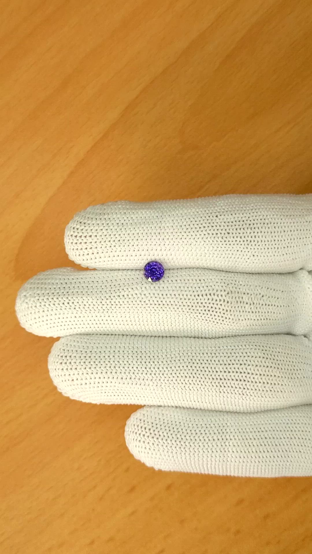 0.65 Ct. Color Change Sapphire from Ceylon (Sri Lanka) Size Video