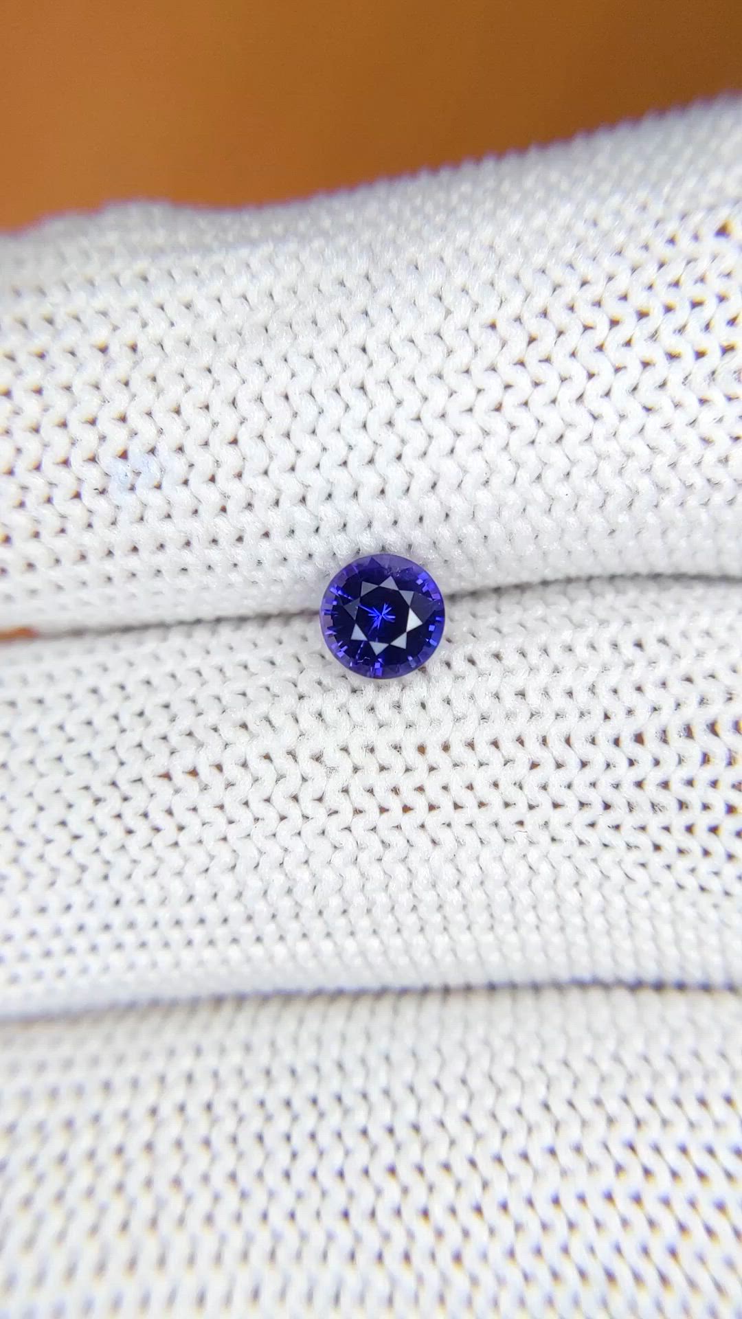 0.65 Ct. Color Change Sapphire from Ceylon (Sri Lanka) Size Video