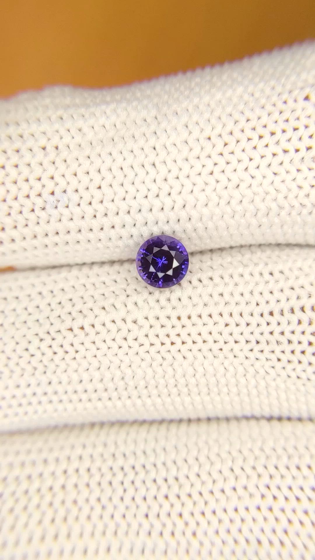 0.65 Ct. Color Change Sapphire from Ceylon (Sri Lanka) Size Video