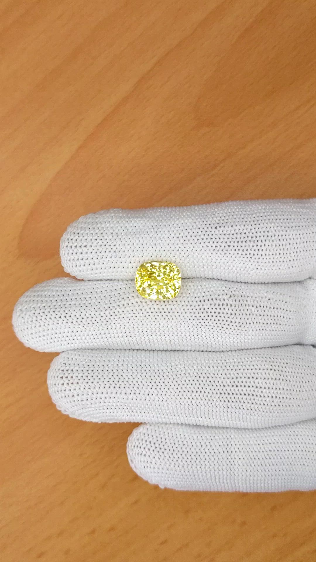 6.04 Ct. Yellow Sapphire from Ceylon (Sri Lanka) Size Video
