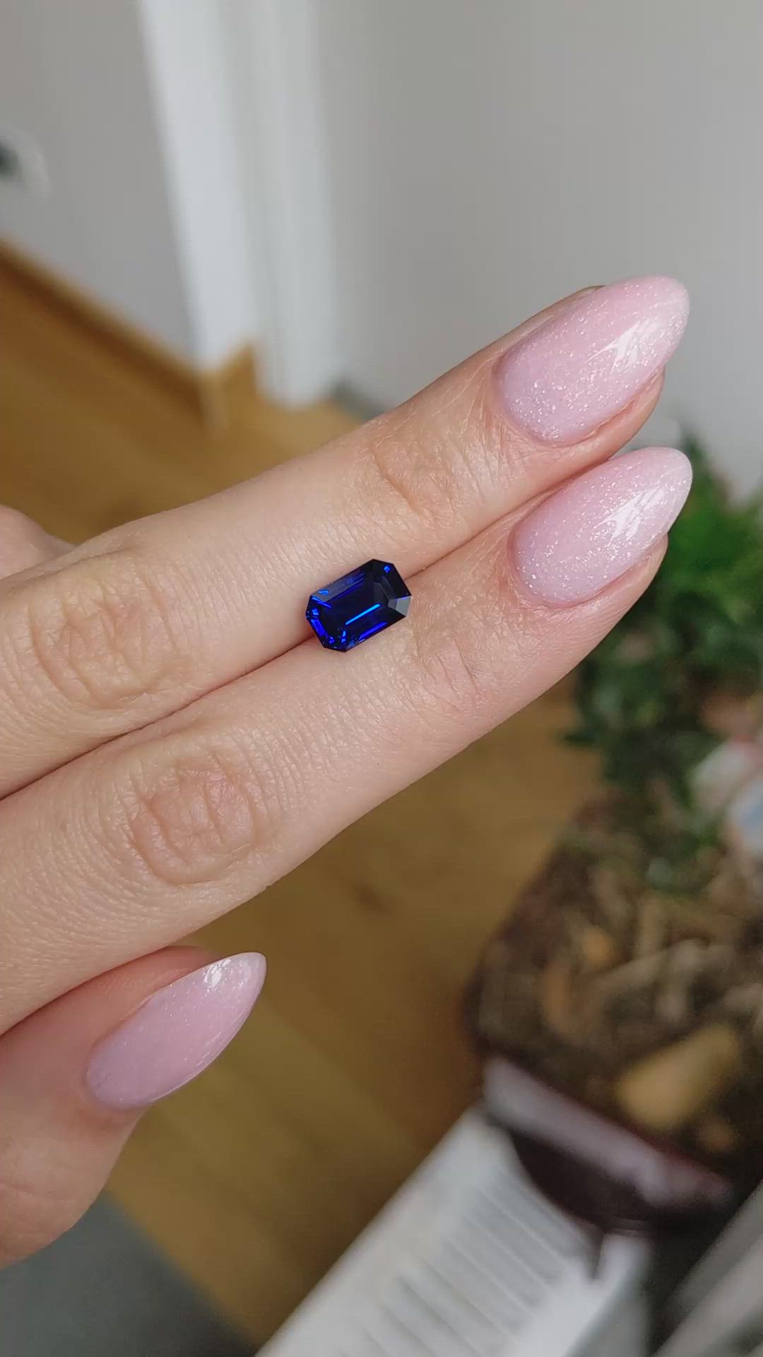 3.03 Ct. Blue Sapphire from Ceylon (Sri Lanka) Size Video