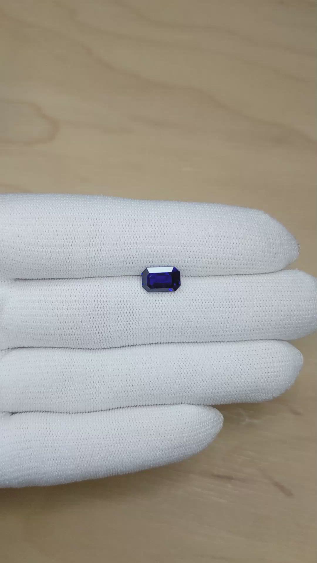 3.03 Ct. Blue Sapphire from Ceylon (Sri Lanka) Size Video