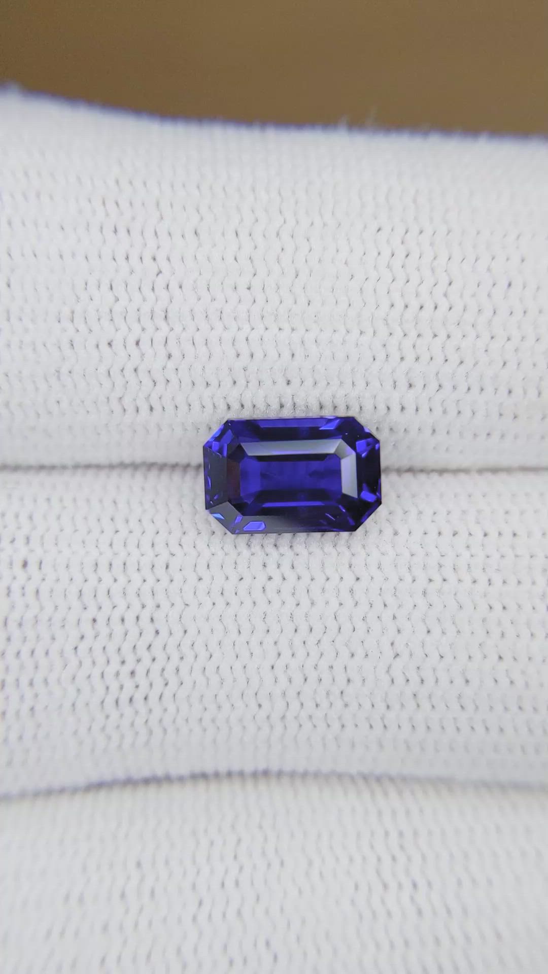 3.03 Ct. Blue Sapphire from Ceylon (Sri Lanka) Size Video