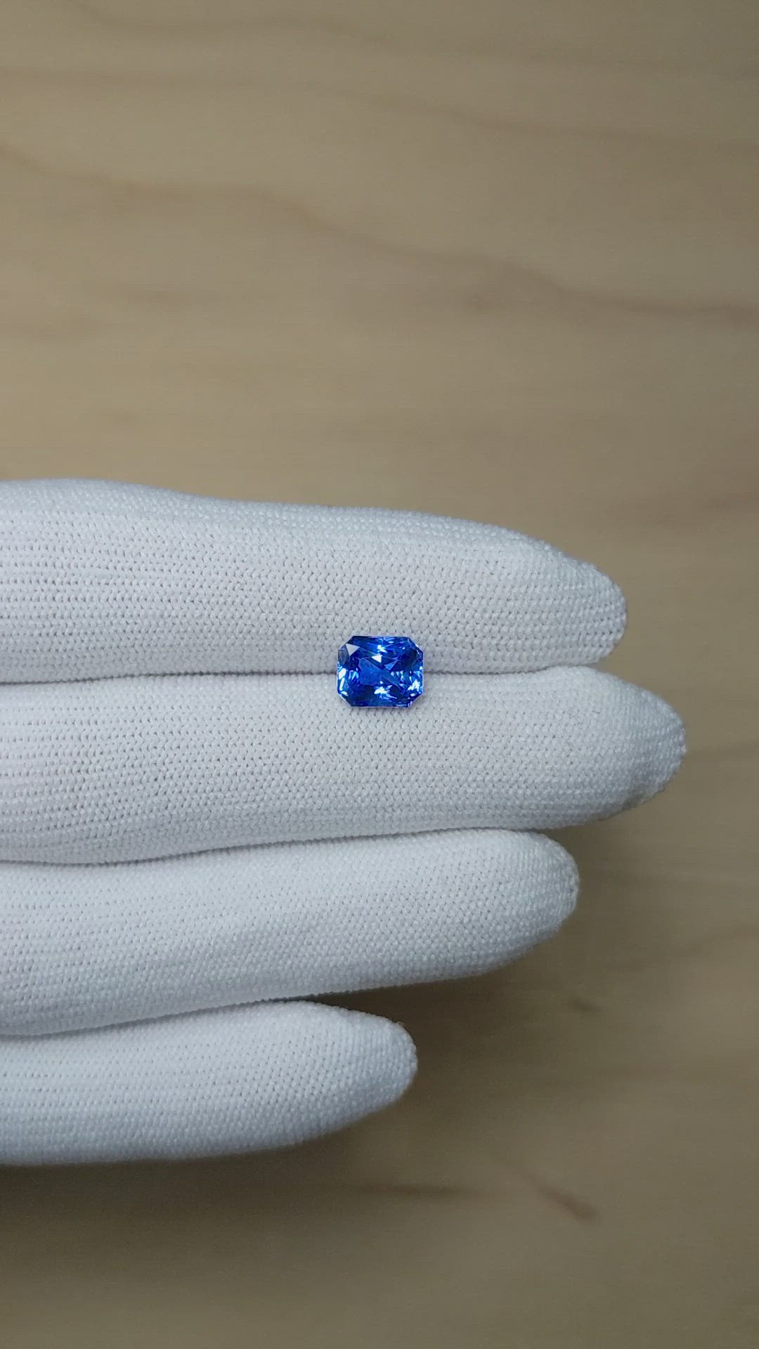2.15 Ct. Blue Sapphire from Ceylon (Sri Lanka) Size Video