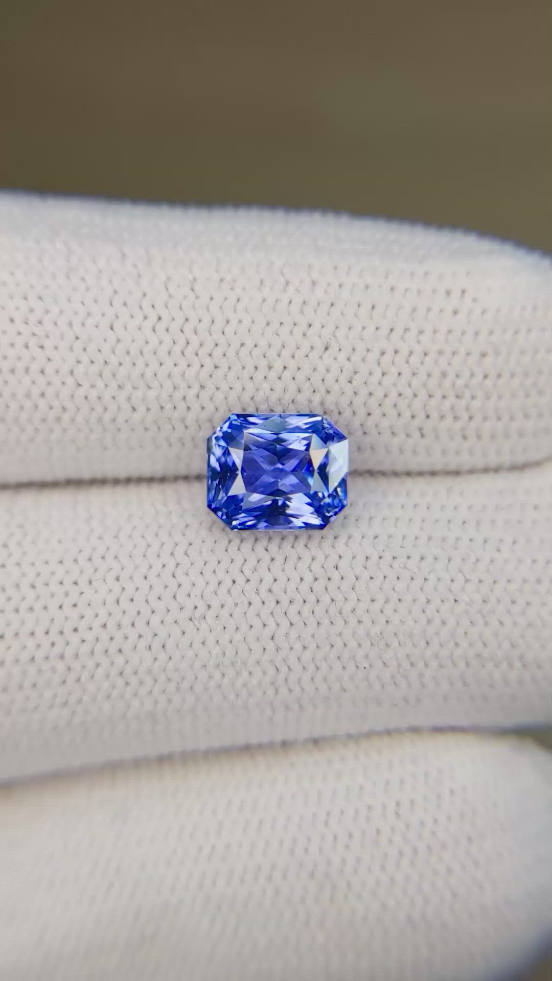 2.15 Ct. Blue Sapphire from Ceylon (Sri Lanka) Size Video
