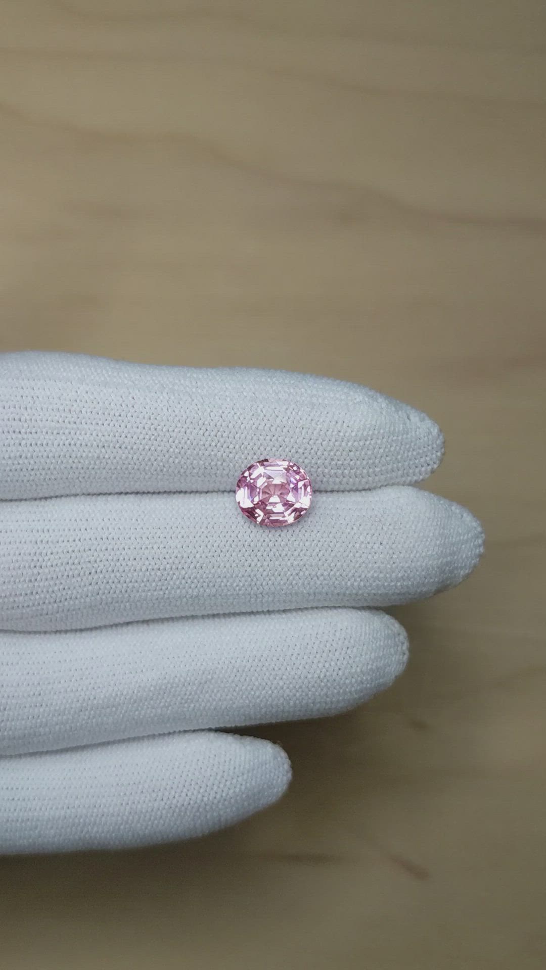 3.03 Ct. Pink Sapphire from Ceylon (Sri Lanka) Size Video