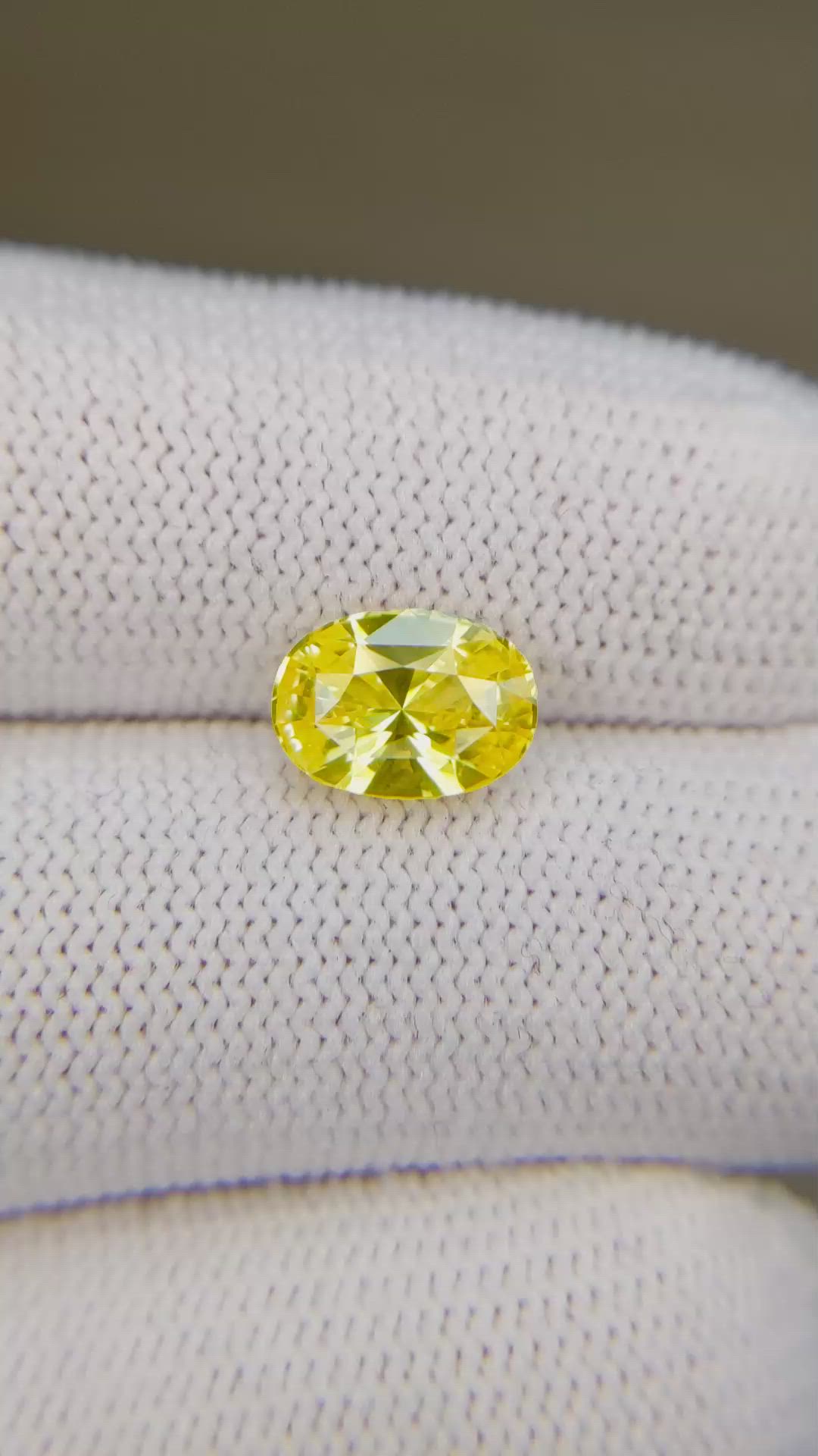 2.03 Ct. Yellow Sapphire from Ceylon (Sri Lanka) Size Video