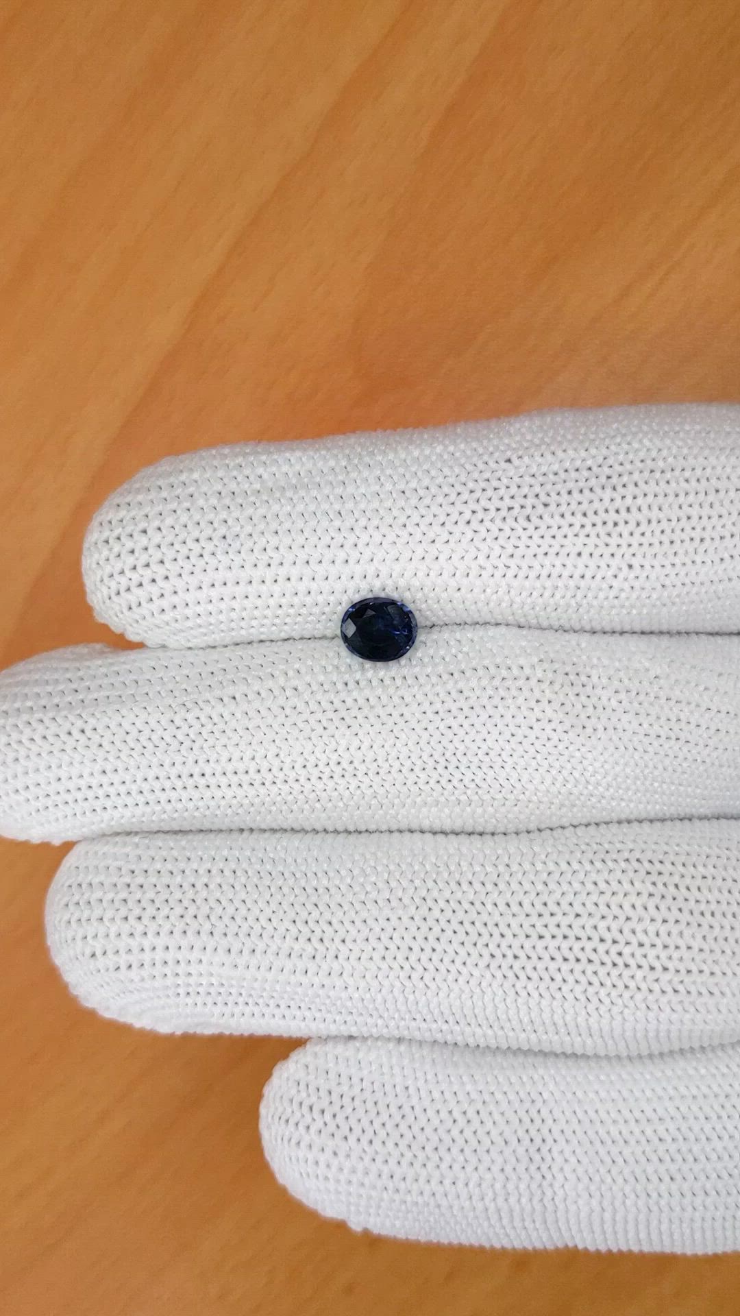 1.00 Ct. Blue Sapphire from Ceylon (Sri Lanka) Size Video