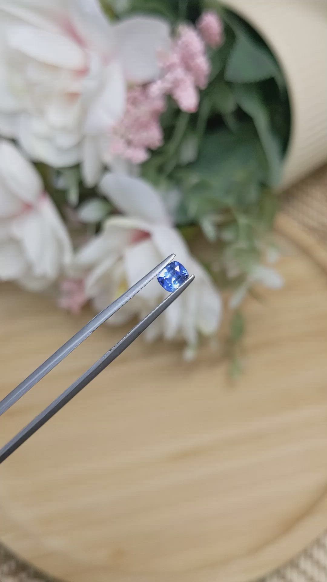 0.53 Ct. Blue Sapphire from Ceylon (Sri Lanka) Size Video