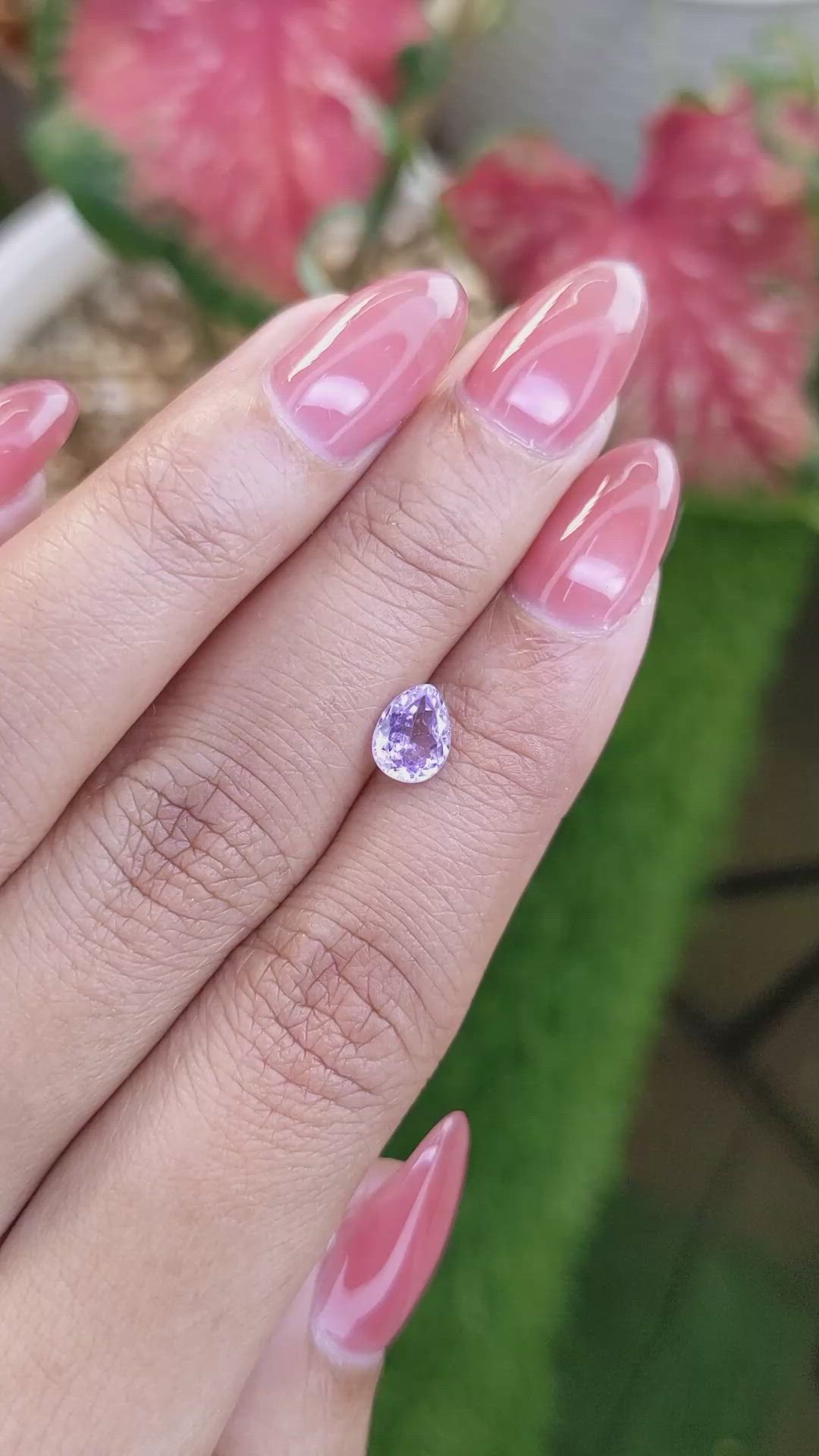 0.92 Ct. Purple Sapphire from Ceylon (Sri Lanka) Size Video