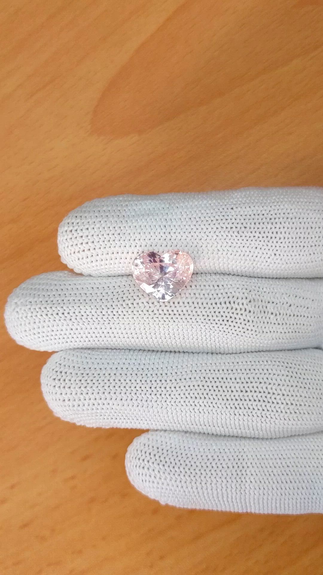 6.27 Ct. Peach Sapphire from Ceylon (Sri Lanka) Size Video