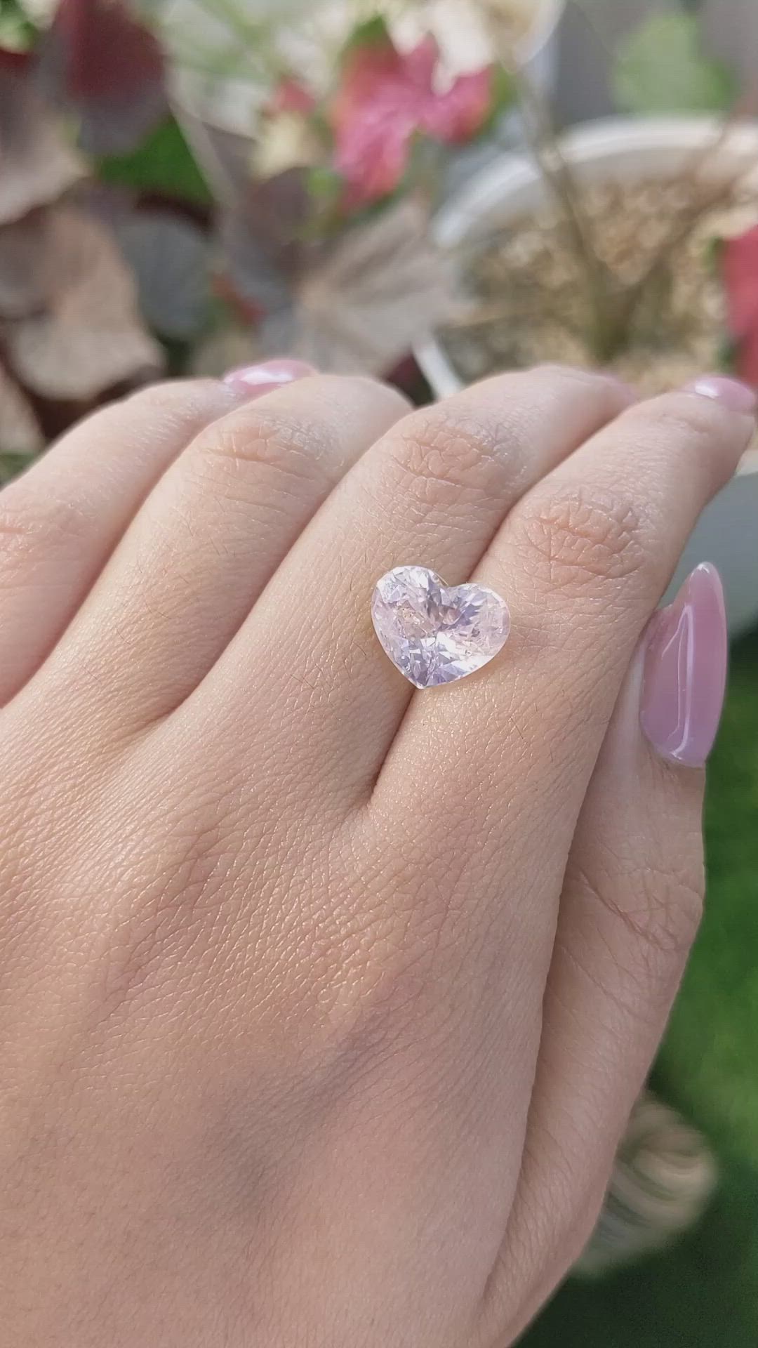 6.27 Ct. Peach Sapphire from Ceylon (Sri Lanka) Size Video
