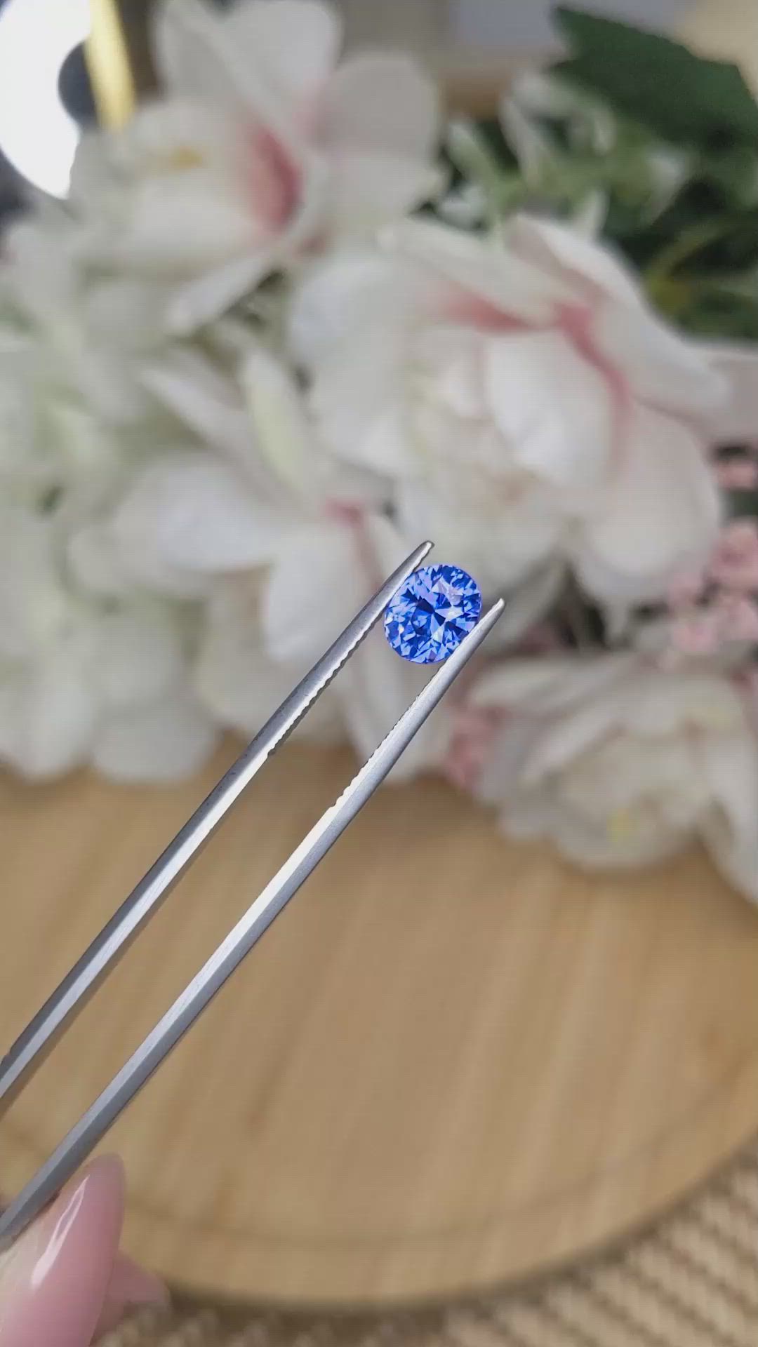 1.72 Ct. Blue Sapphire from Ceylon (Sri Lanka) Size Video