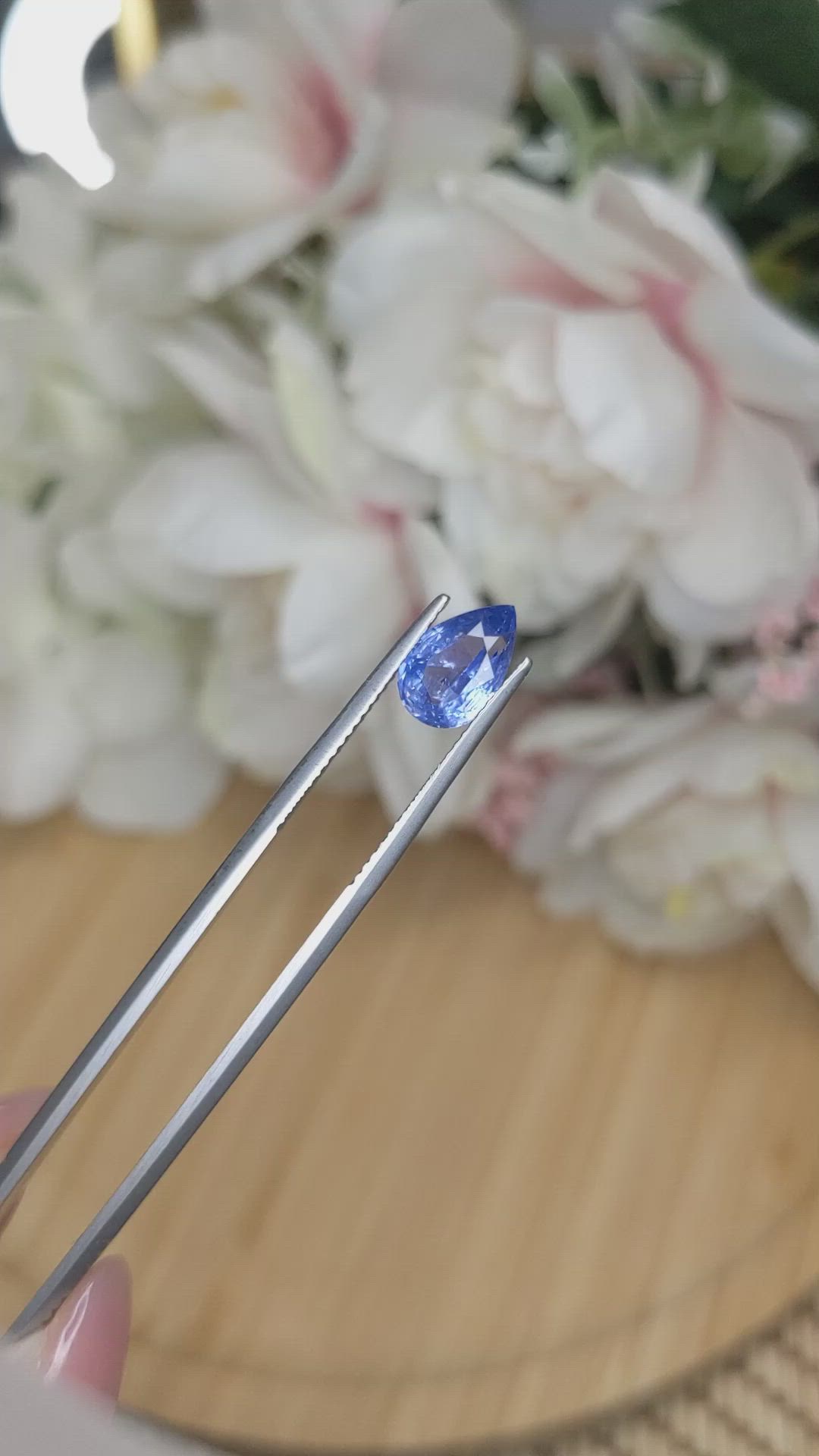 2.25 Ct. Blue Sapphire from Ceylon (Sri Lanka) Size Video