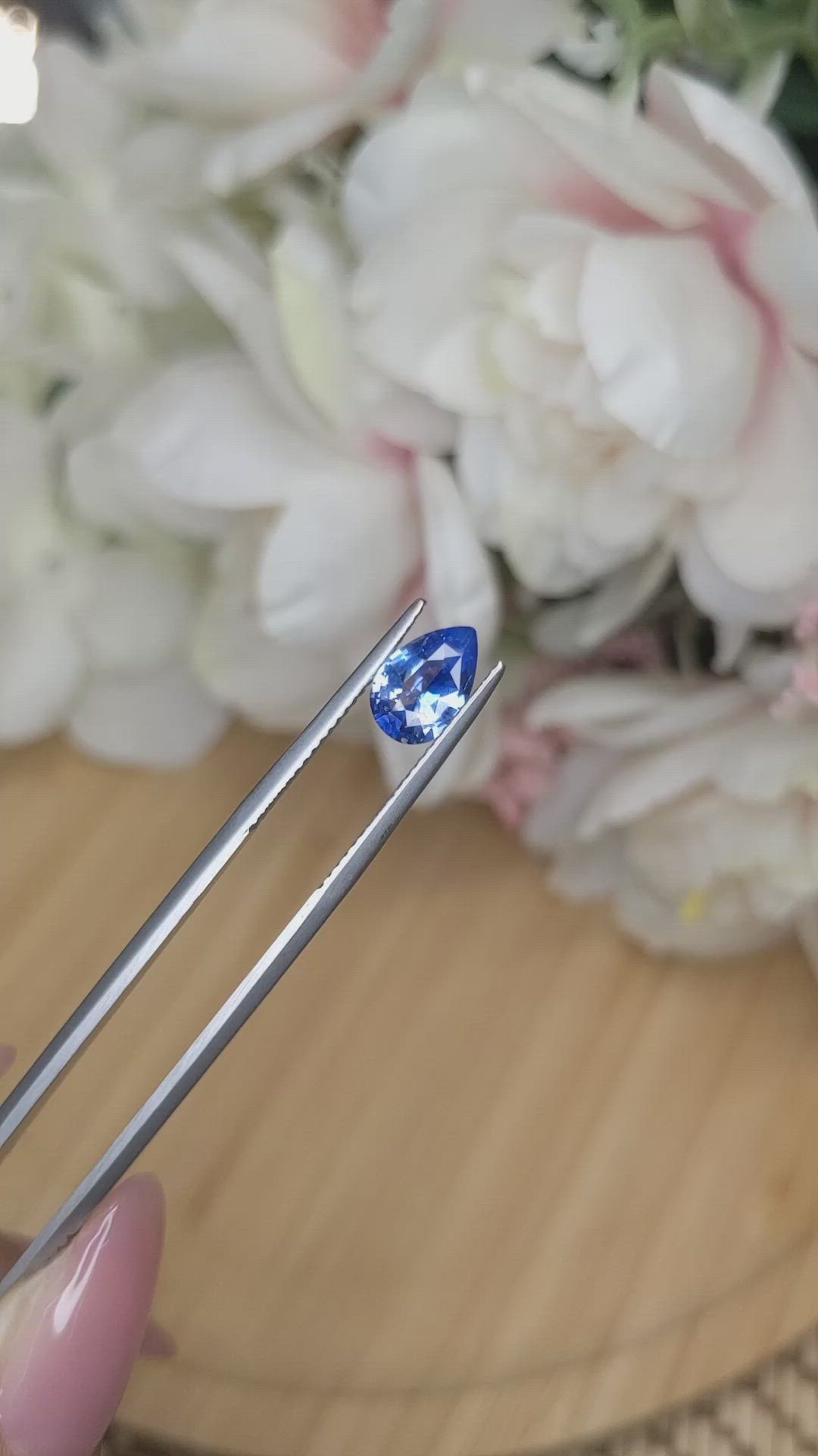 1.40 Ct. Blue Sapphire from Ceylon (Sri Lanka) Size Video