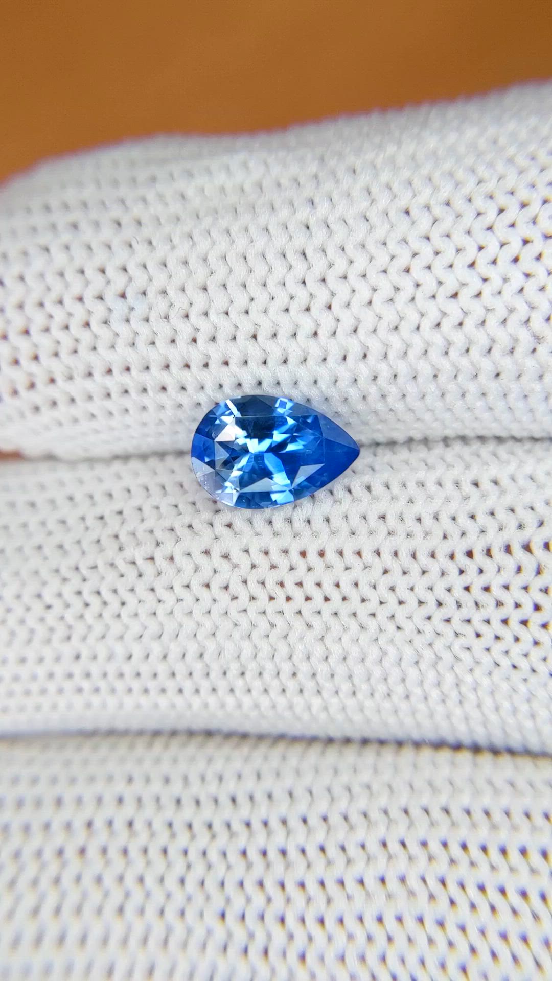 1.40 Ct. Blue Sapphire from Ceylon (Sri Lanka) Size Video