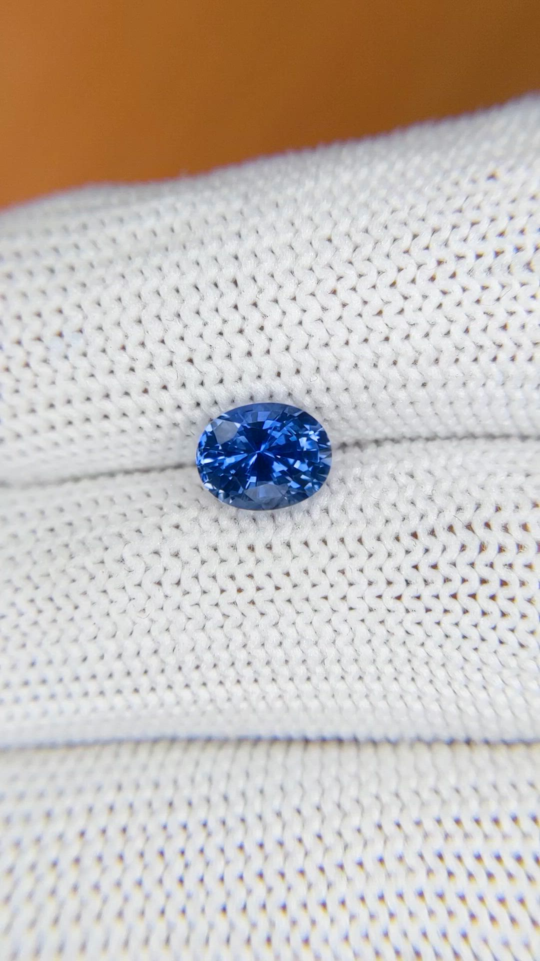 1.52 Ct. Blue Sapphire from Ceylon (Sri Lanka) Size Video