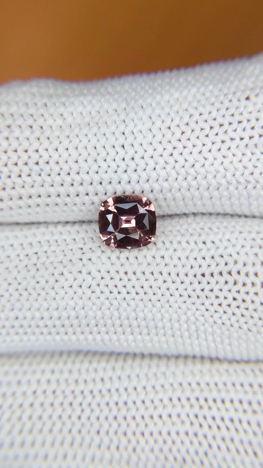 1.16 Ct. Pinkish Brown Sapphire from Ceylon (Sri Lanka) Size Video