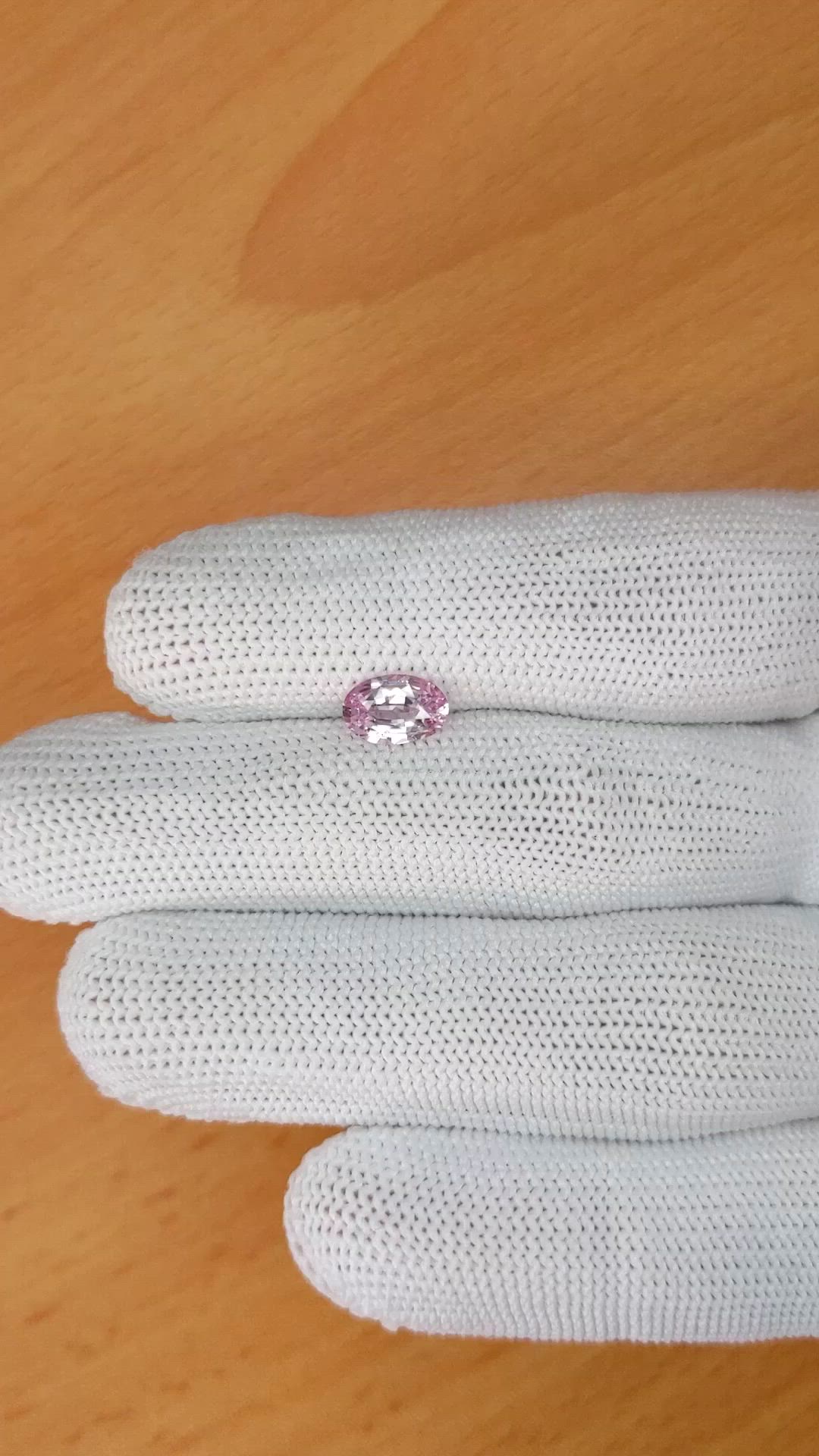 1.13 Ct. Pink Sapphire from Ceylon (Sri Lanka) Size Video