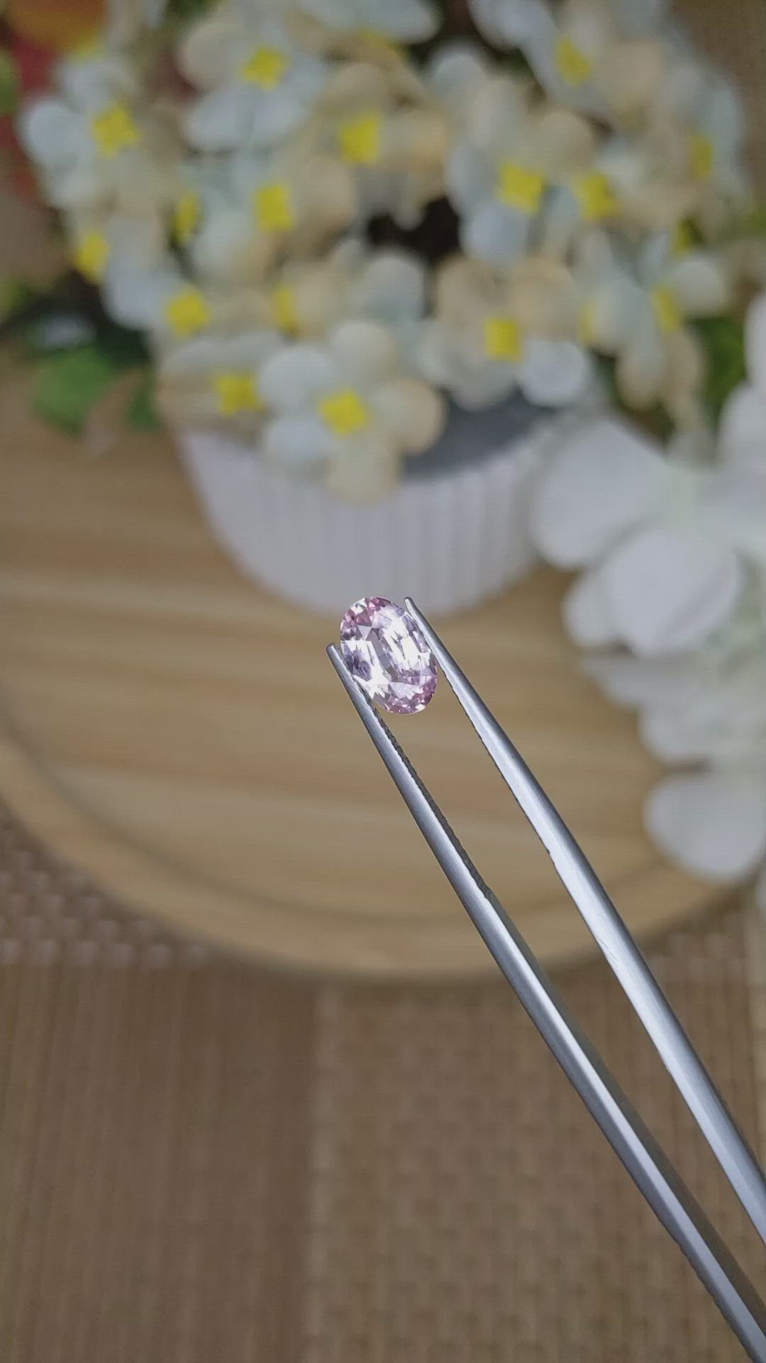 1.13 Ct. Pink Sapphire from Ceylon (Sri Lanka) Size Video