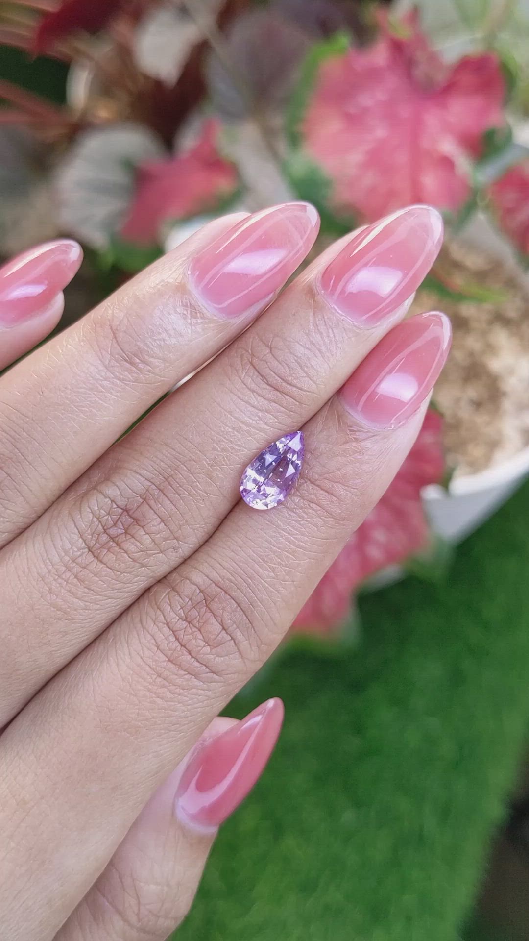 2.25 Ct. Pinkish Purple Sapphire from Ceylon (Sri Lanka) Size Video