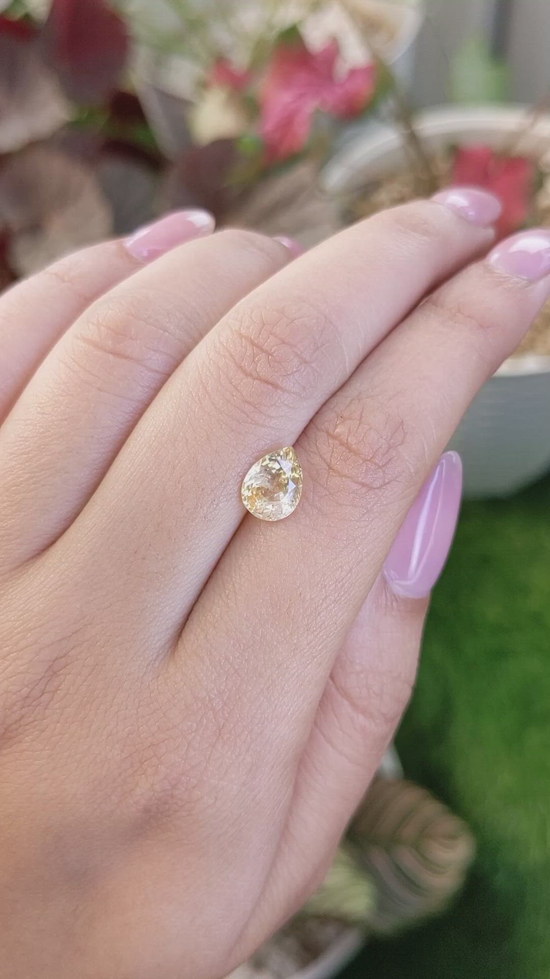 2.09 Ct. Yellow Sapphire from Ceylon (Sri Lanka) Size Video