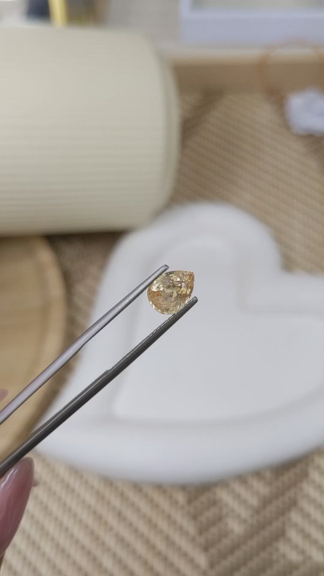 2.09 Ct. Yellow Sapphire from Ceylon (Sri Lanka) Size Video