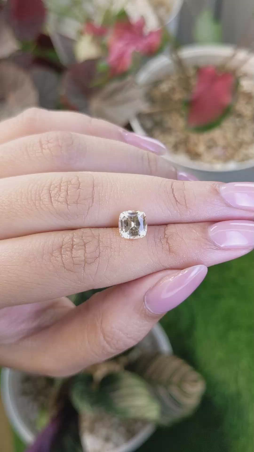 2.18 Ct. Yellow Sapphire from Ceylon (Sri Lanka) Size Video
