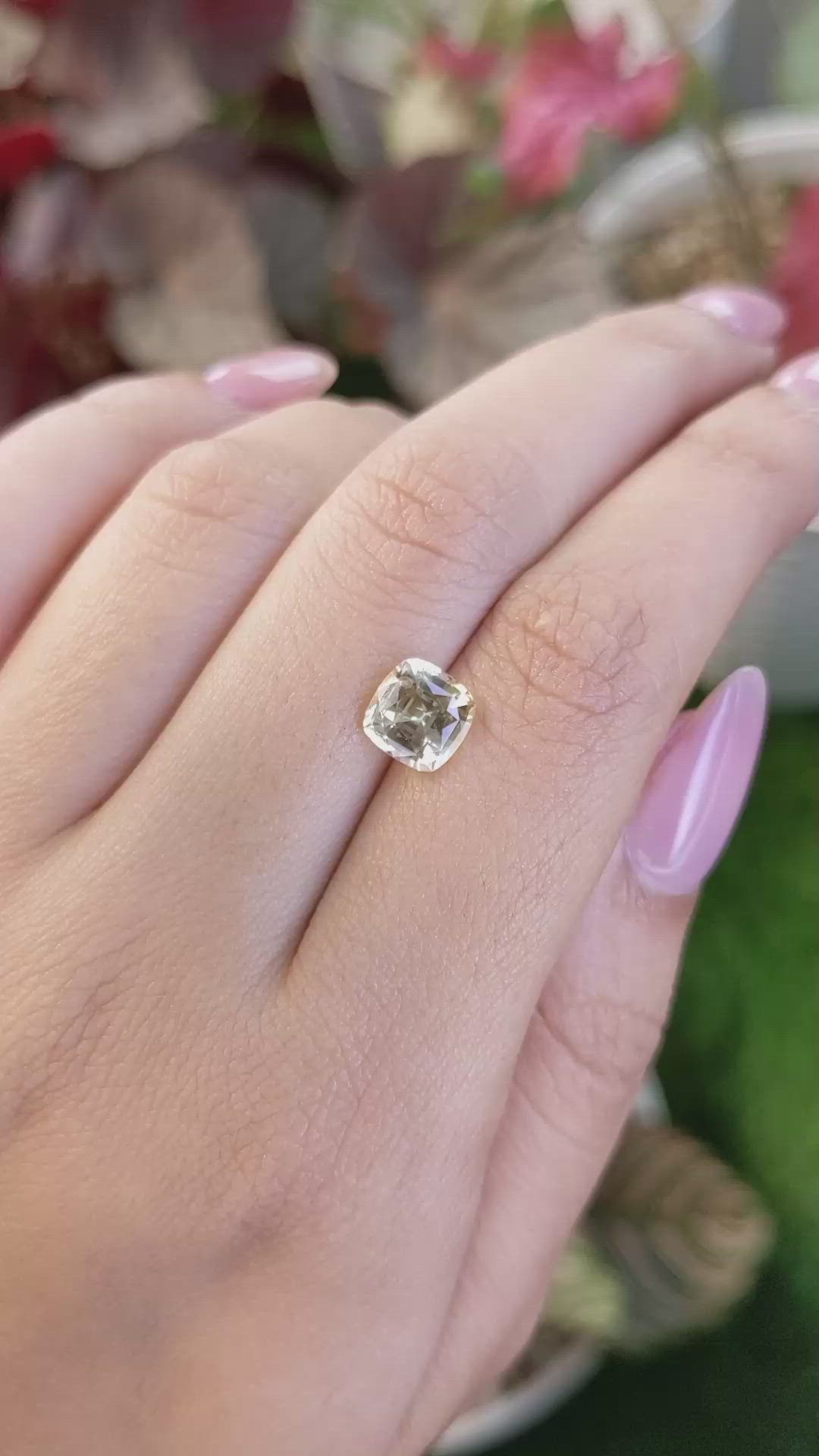 2.18 Ct. Yellow Sapphire from Ceylon (Sri Lanka) Size Video