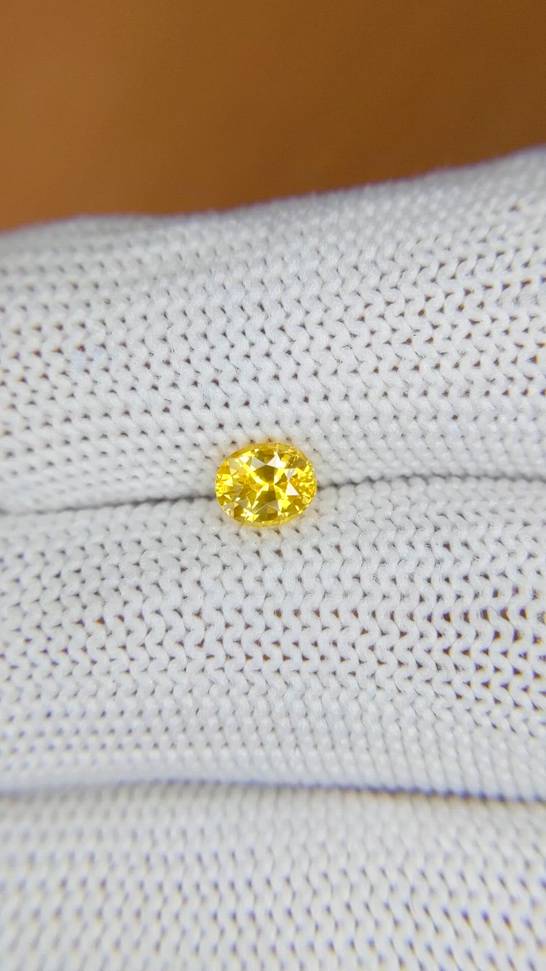 0.67 Ct. Yellow Sapphire from Ceylon (Sri Lanka) Size Video