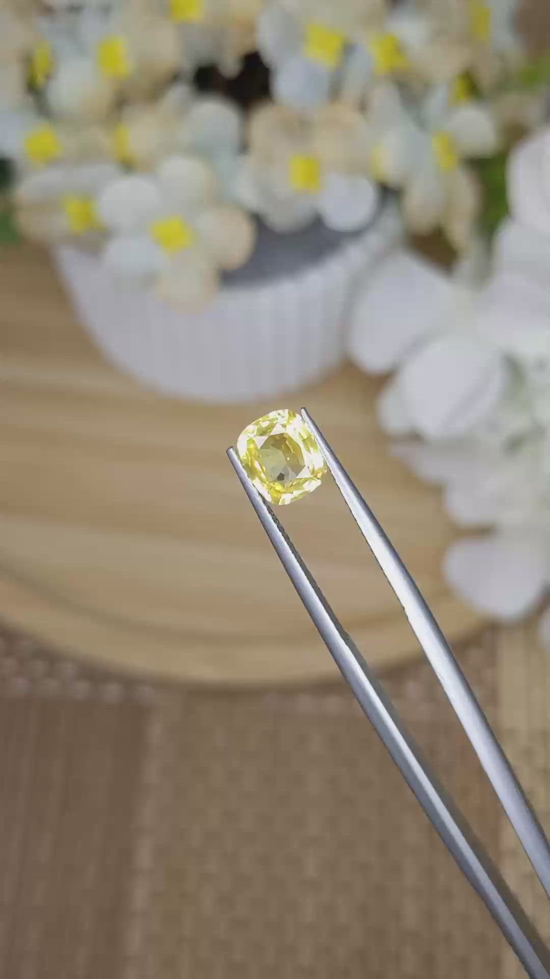 1.67 Ct. Yellow Sapphire from Ceylon (Sri Lanka) Size Video