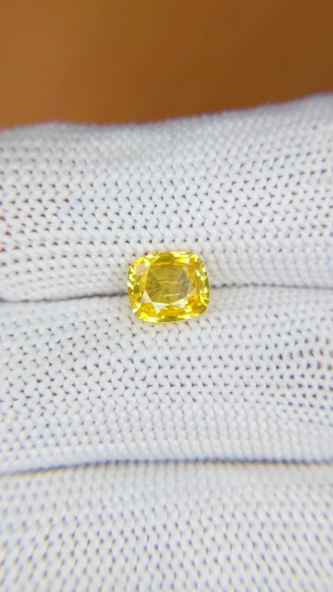 1.67 Ct. Yellow Sapphire from Ceylon (Sri Lanka) Size Video