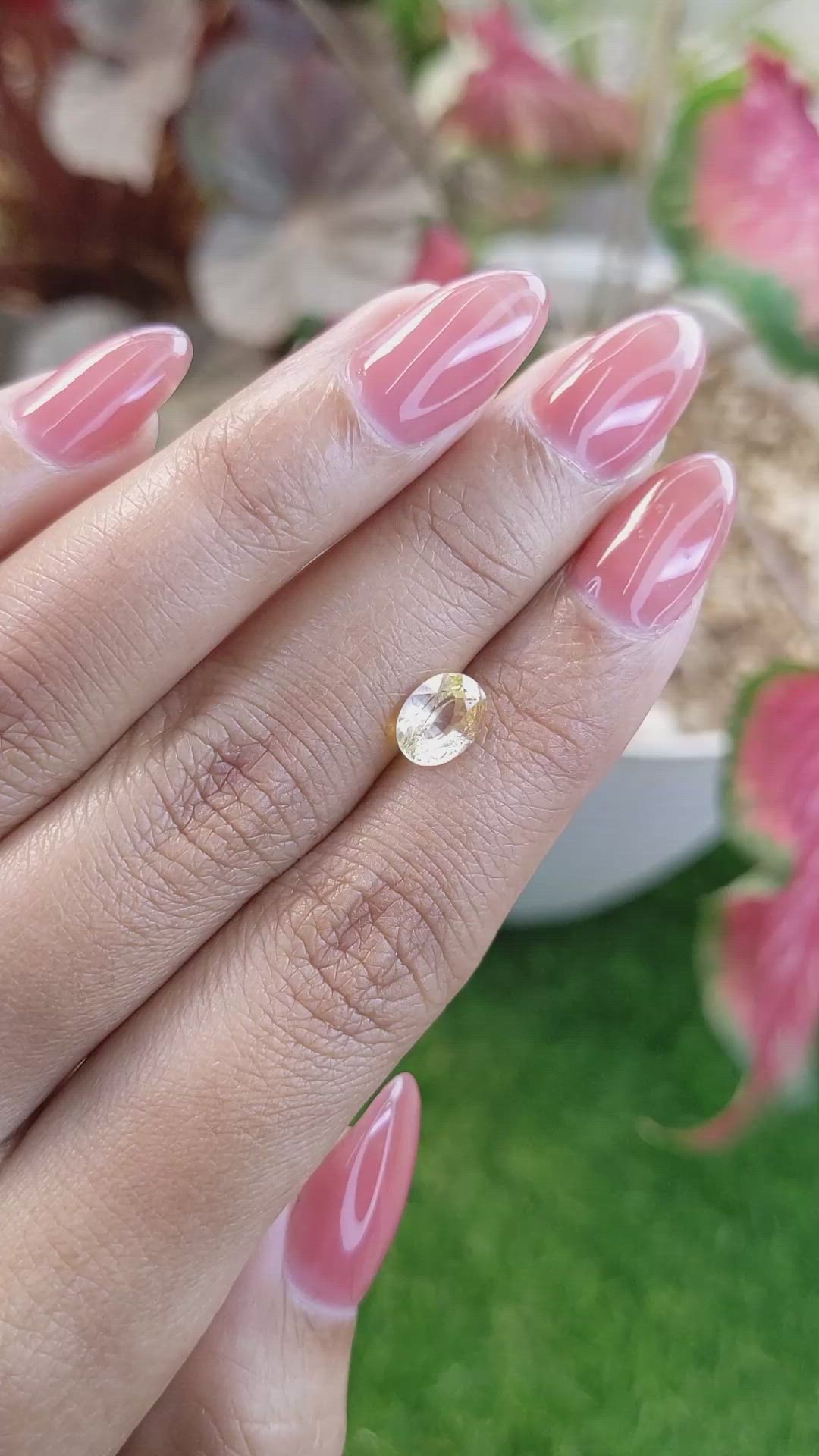 1.63 Ct. Yellow Sapphire from Ceylon (Sri Lanka) Size Video