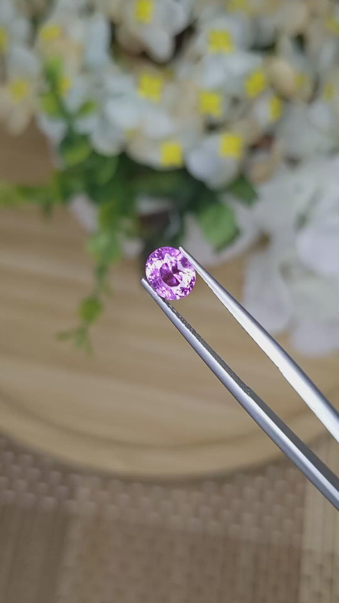 1.27 Ct. Pinkish Purple Sapphire from Ceylon (Sri Lanka) Size Video