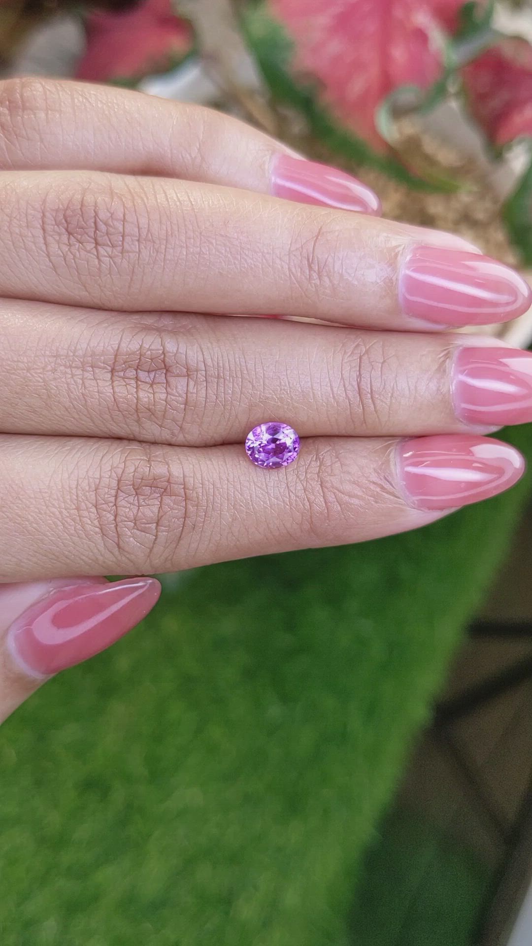 1.27 Ct. Pinkish Purple Sapphire from Ceylon (Sri Lanka) Size Video