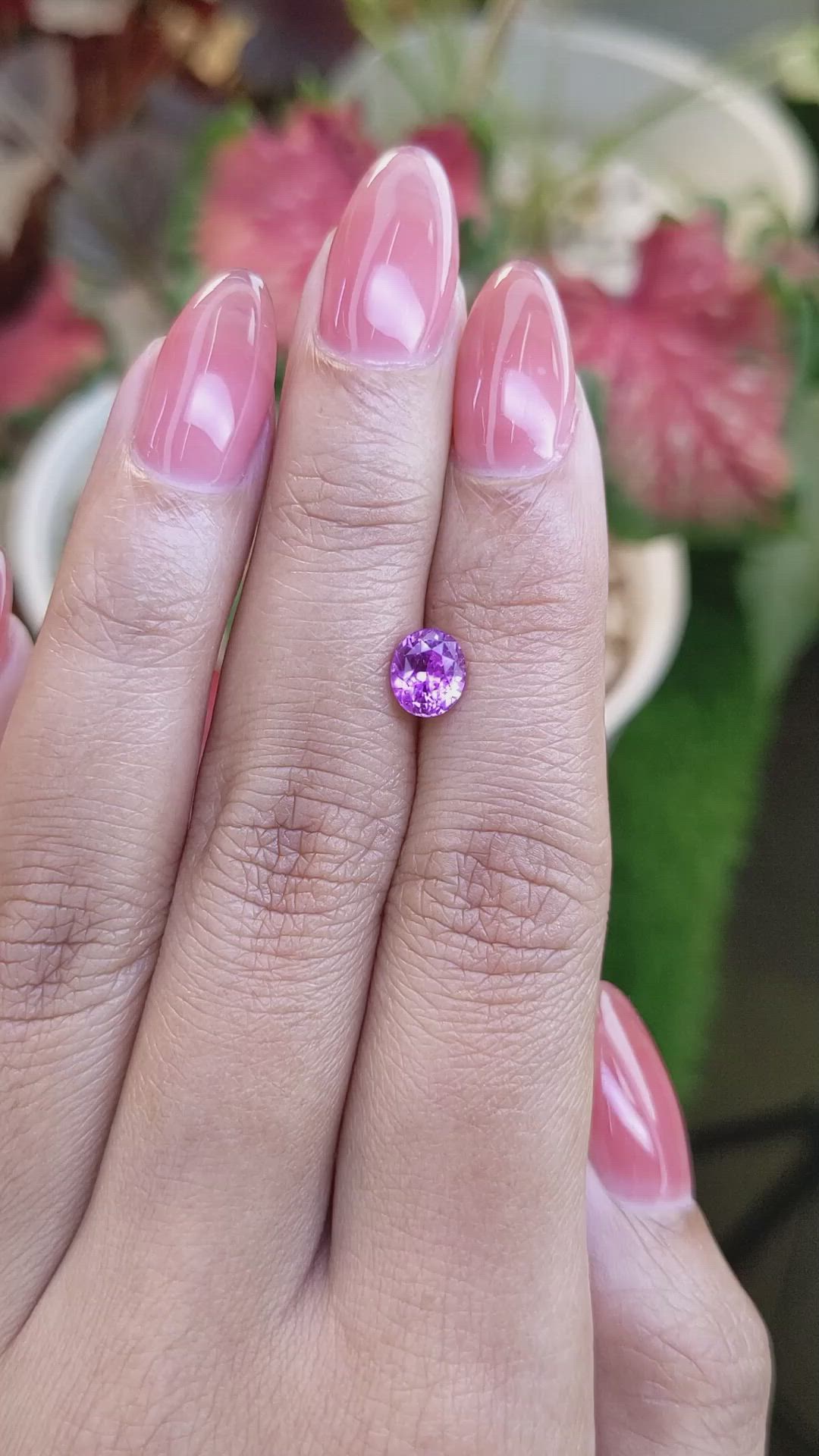 1.27 Ct. Pinkish Purple Sapphire from Ceylon (Sri Lanka) Size Video
